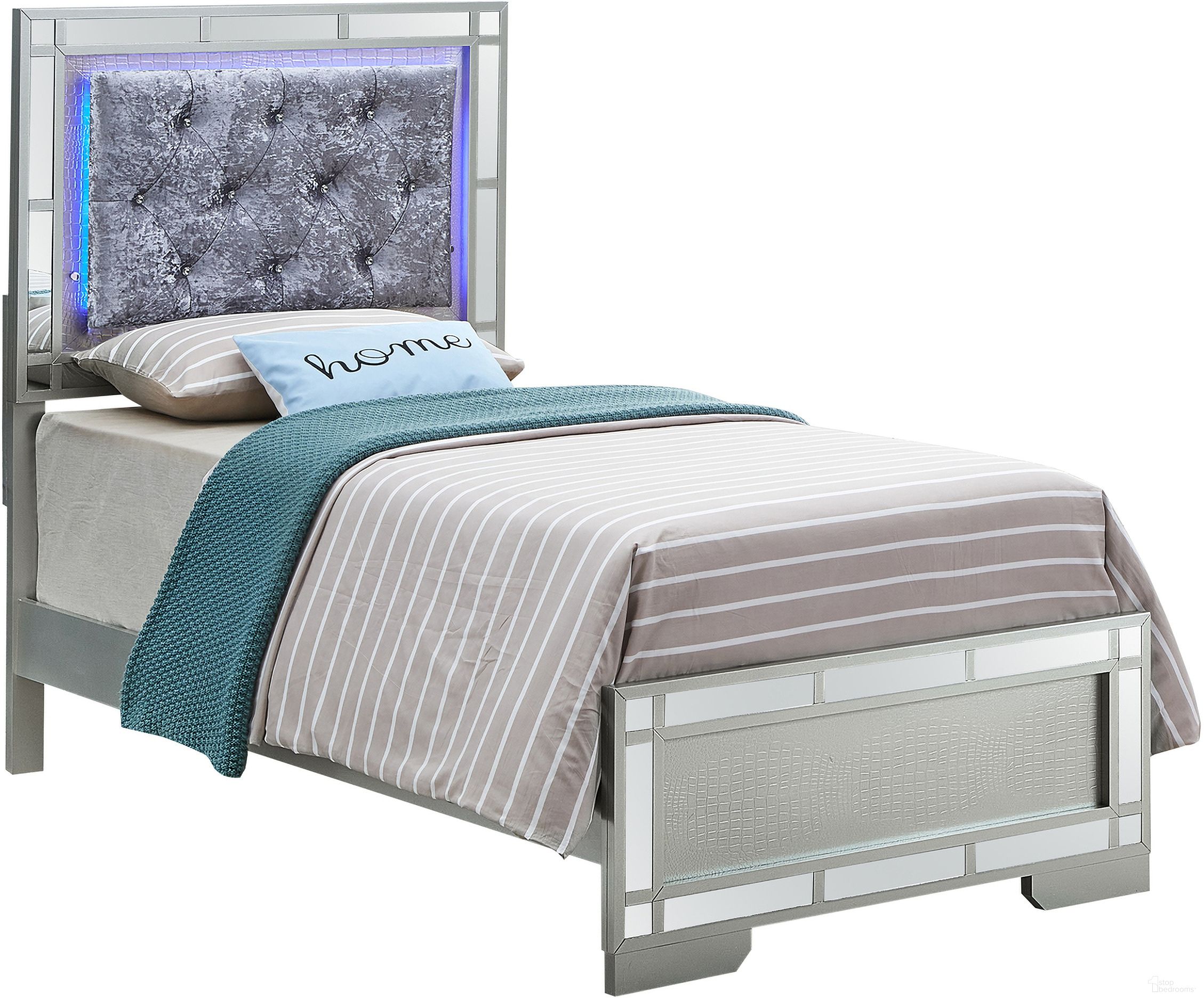 The appearance of Madison Full Bed In Silver Champagne designed by Glory in the glam interior design. This silver champagne piece of furniture was selected by 1StopBedrooms from Madison Collection to add a touch of cosiness and style into your home. Sku: G6600A-FB Box 1;G6600A-FB Box 2;G6600A-FB Box 3. Bed Type: Panel Bed. Material: Wood. Bed Size: Full.