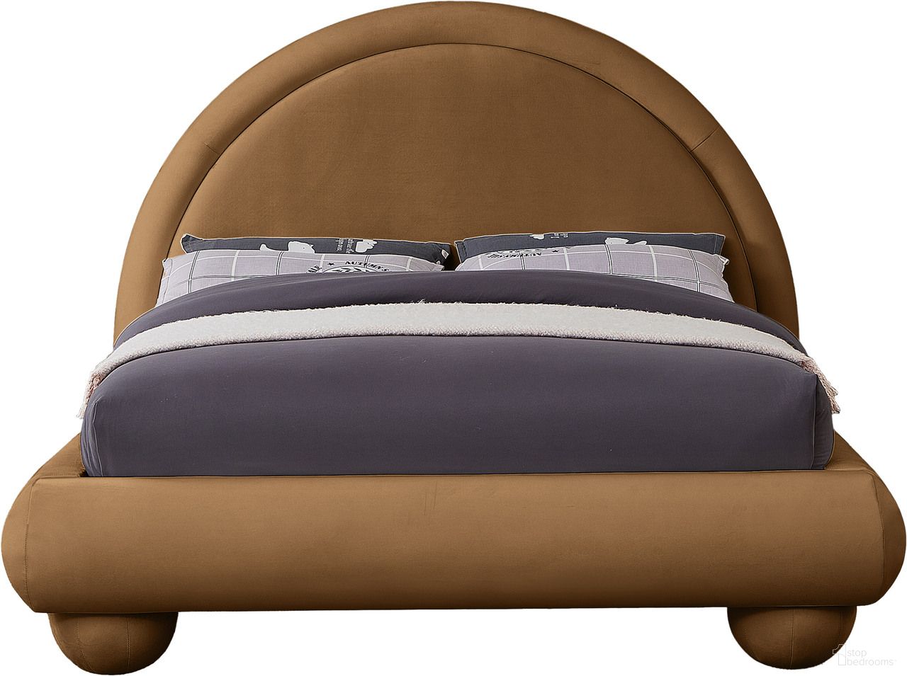 The appearance of Madrid Velvet Queen Bed In Saddle designed by Meridian in the modern / contemporary interior design. This saddle piece of furniture was selected by 1StopBedrooms from Madrid Collection to add a touch of cosiness and style into your home. Sku: MadridSaddle-Q Box 1/2 (Headboard / Slats);MadridSaddle-Q Box 2/2 (Footboard / Center Bar / Hardware / Rails / Legs). Bed Size: Queen. Material: Velvet. Bed Type: Upholstered Bed.