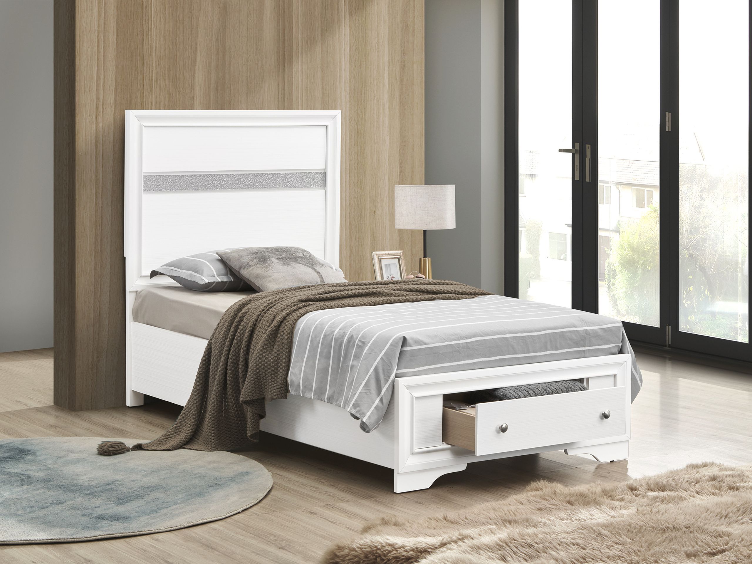The appearance of Madrid Youth Storage Bedroom Set In White designed by Glory in the modern / contemporary interior design. This white piece of furniture was selected by 1StopBedrooms from Madrid Collection to add a touch of cosiness and style into your home. Sku: G02390B-TB;G02390-N. Material: Wood. Bed Size: Twin.