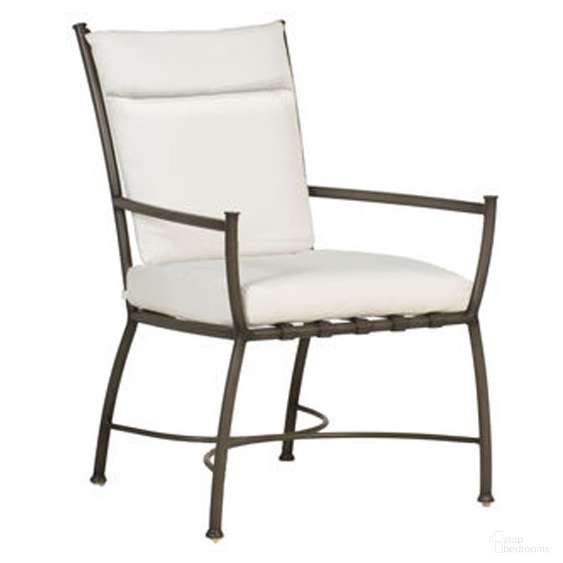 The appearance of Majorca Aluminum Arm Chair In Bali Pearl designed by Summer Classics in the transitional interior design. This bali pearl piece of furniture  was selected by 1StopBedrooms from Majorca Collection to add a touch of cosiness and style into your home. Sku: 423631+C4584219N. Material: Aluminum.