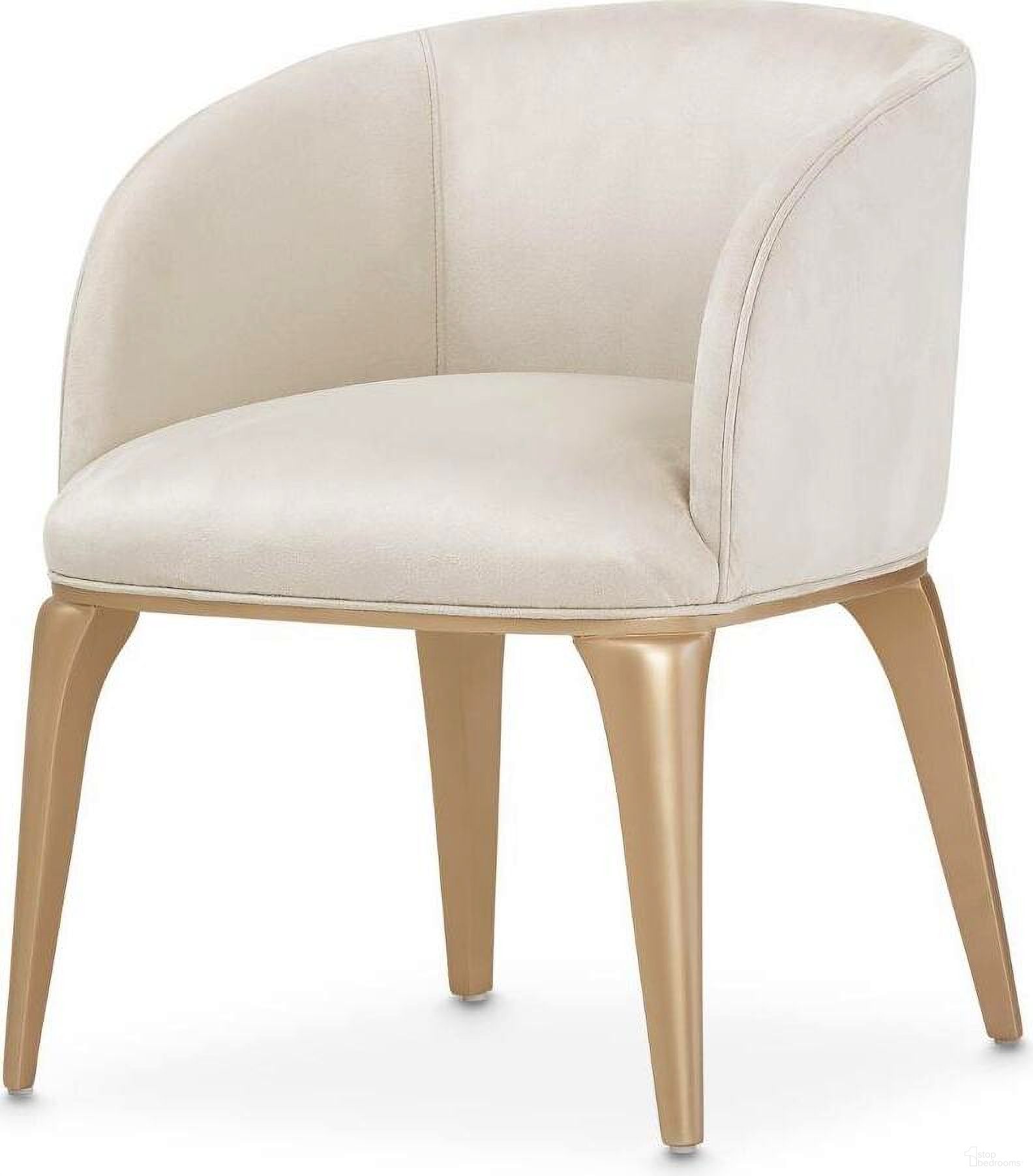 The appearance of Malibu Crest Vanity Chair In Chardonnay designed by Michael Amini in the transitional interior design. This chardonnay piece of furniture was selected by 1StopBedrooms from Malibu Crest Collection to add a touch of cosiness and style into your home. Sku: N9007244-822. Material: Polyester.