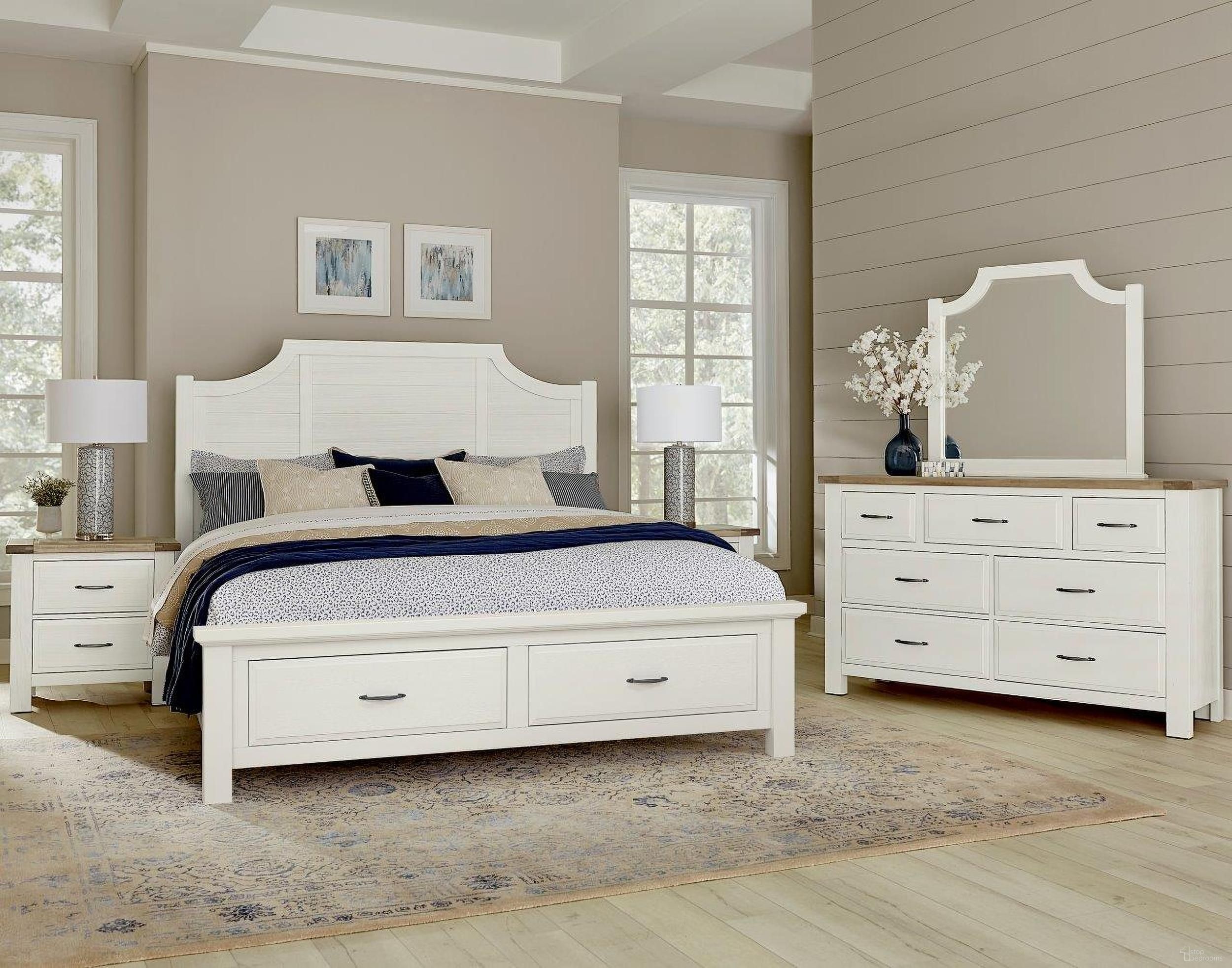 Maple Road Scalloped Storage Bedroom Set In Soft White