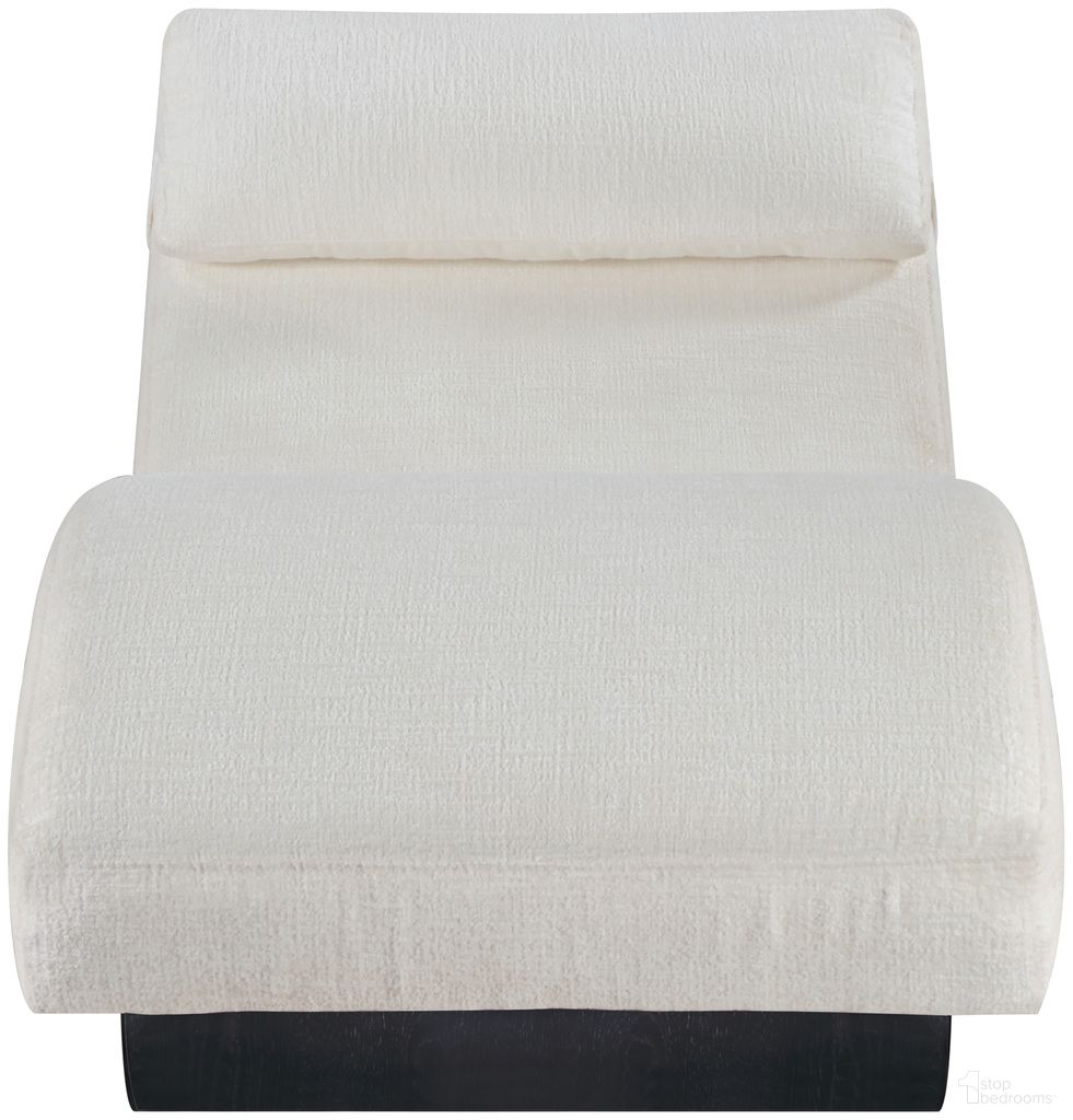 The appearance of Marcella Fabric Upholstered Chaise Lounge In Cream and Black designed by Meridian in the modern / contemporary interior design. This cream and black piece of furniture was selected by 1StopBedrooms from Marcella Collection to add a touch of cosiness and style into your home. Sku: 33086Cream. Material: Polyester.