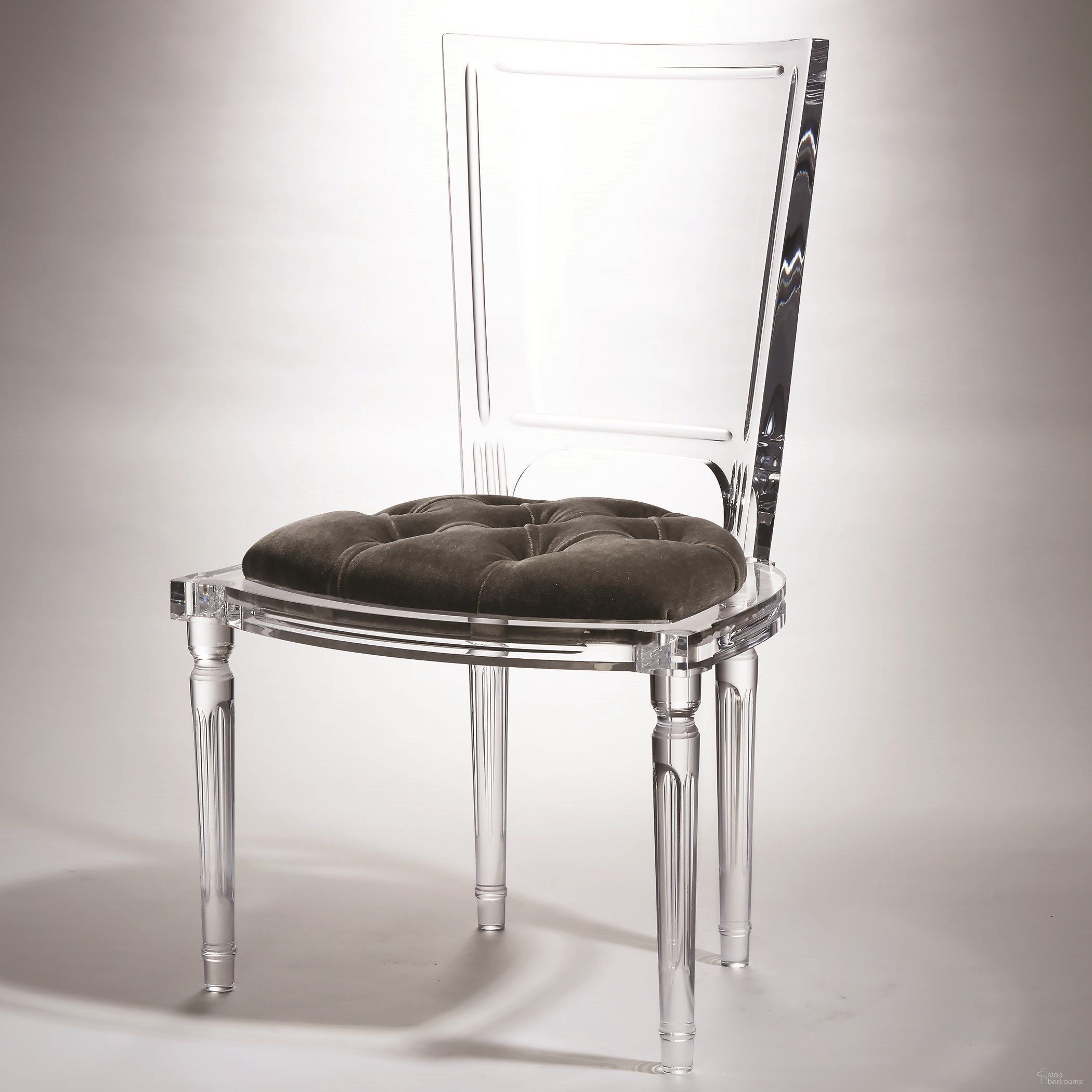 The appearance of Marilyn Acrylic Side Chair In Pewter designed by Global Views in the modern / contemporary interior design. This gray piece of furniture was selected by 1StopBedrooms from Marilyn Collection to add a touch of cosiness and style into your home. Sku: 331173. Material: Acrylic. Chair Type: Side Chair.