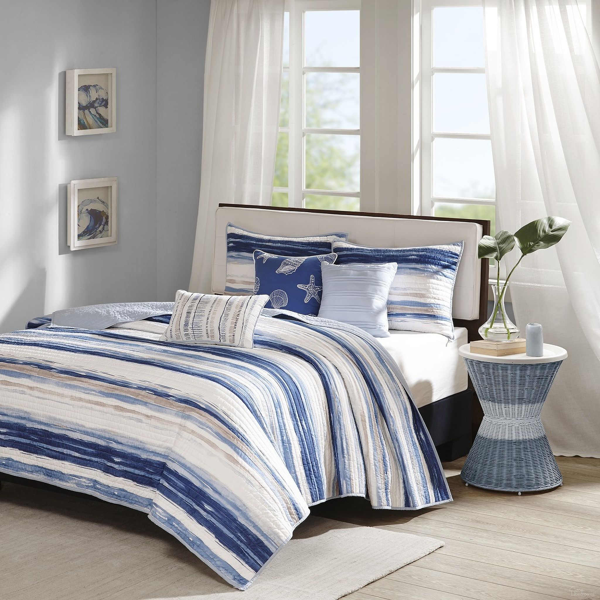 The appearance of Marina 6 Piece Printed Quilt Set with Throw Pillows In Blue designed by Olliix in the coastal interior design. This blue piece of furniture was selected by 1StopBedrooms from Marina Collection to add a touch of cosiness and style into your home. Sku: MP13-2426. Material: Polyester. Bed Size: King.