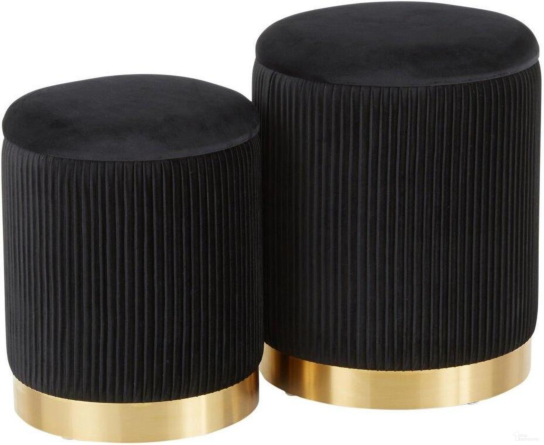 The appearance of Marla Contemporary Nesting Pleated Ottoman Set In Gold Metal And Black Velvet designed by Lumisource in the modern / contemporary interior design. This black piece of furniture was selected by 1StopBedrooms from Marla Collection to add a touch of cosiness and style into your home. Sku: OT-MARLA PLT VBK. Material: Velvet.