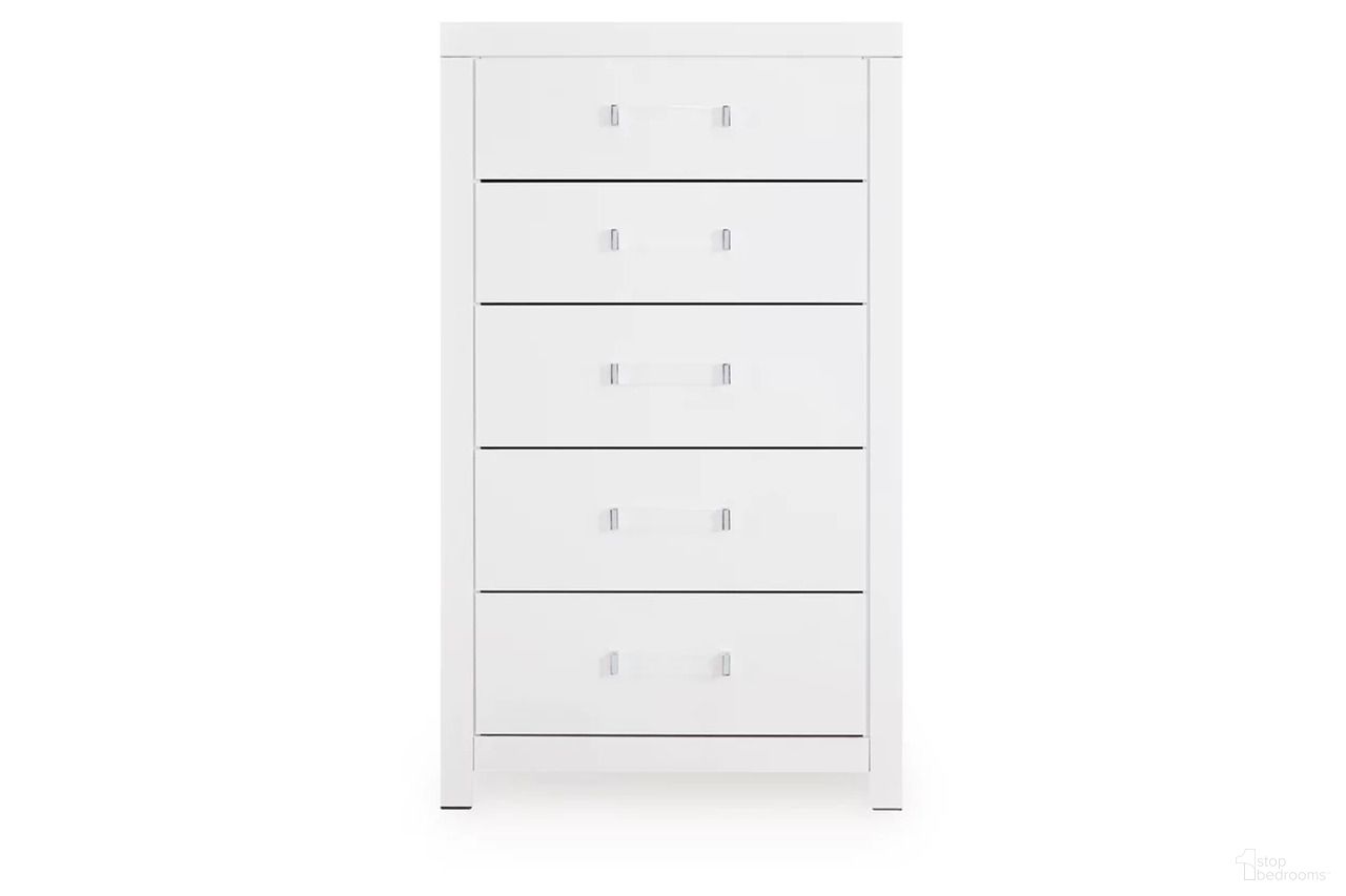 The appearance of Marzoni Five Drawer Chest In White designed by Signature Design by Ashley in the modern / contemporary interior design. This white piece of furniture  was selected by 1StopBedrooms from Marzoni Collection to add a touch of cosiness and style into your home. Sku: NCB1119-46. Material: Wood.