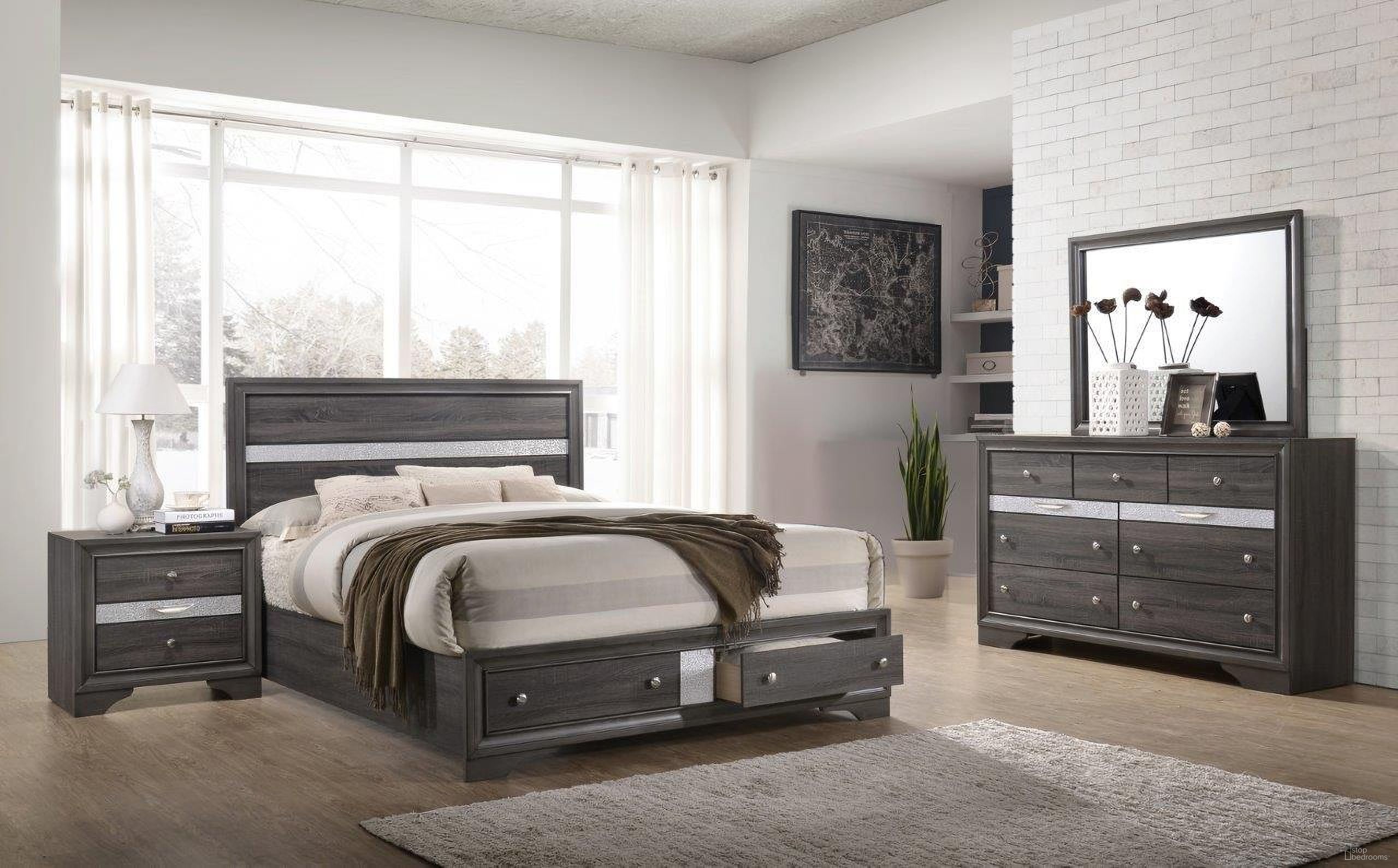 The appearance of Matrix Two-Tone Youth Bedroom Set In Gray designed by Galaxy Home Furnishings in the traditional interior design. This gray piece of furniture was selected by 1StopBedrooms from Matrix Collection to add a touch of cosiness and style into your home. Sku: 698781170137-1;698781170137-2;698781170137-3;808857668363. Bed Type: Storage Bed. Material: Wood. Bed Size: Full.