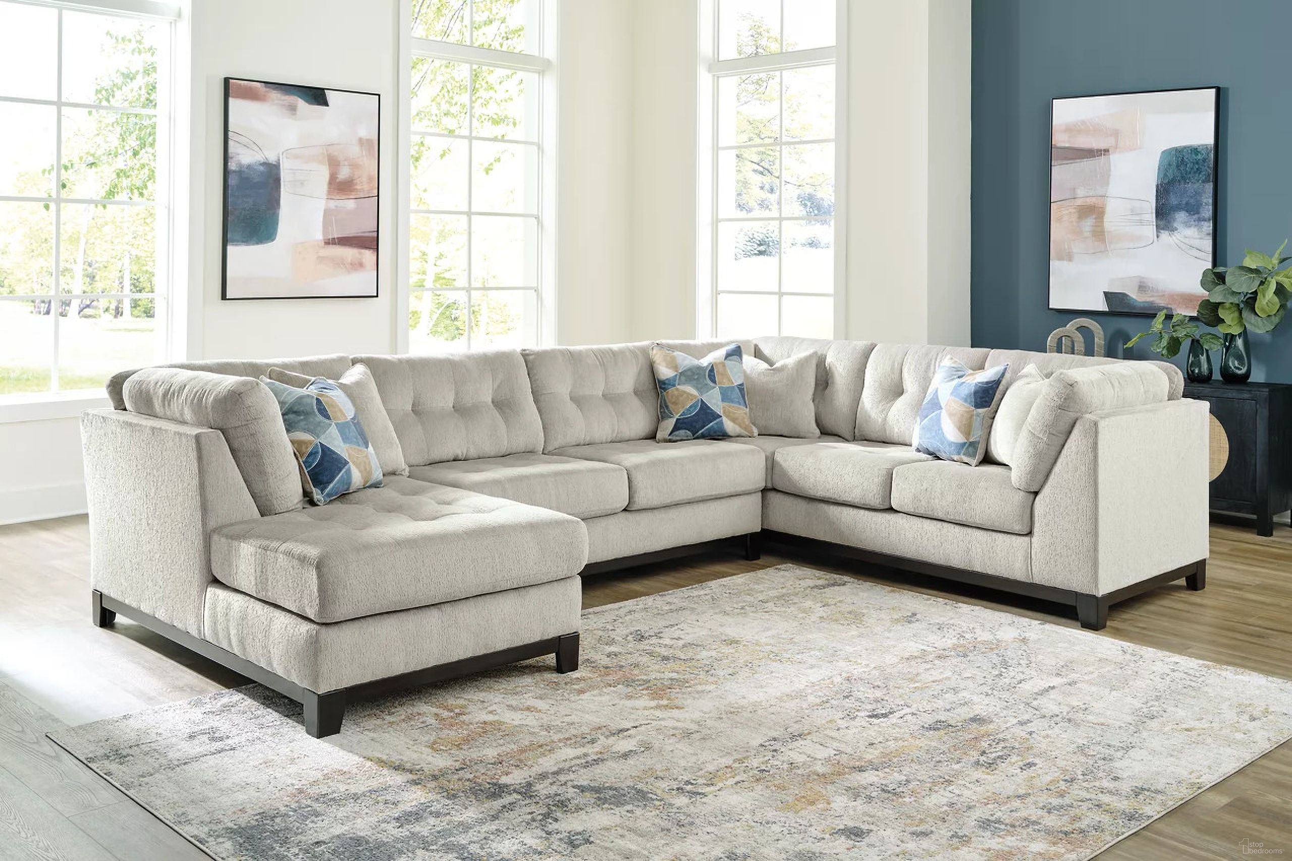 Maxon Place 3-Piece Sectional with Chaise In Stone