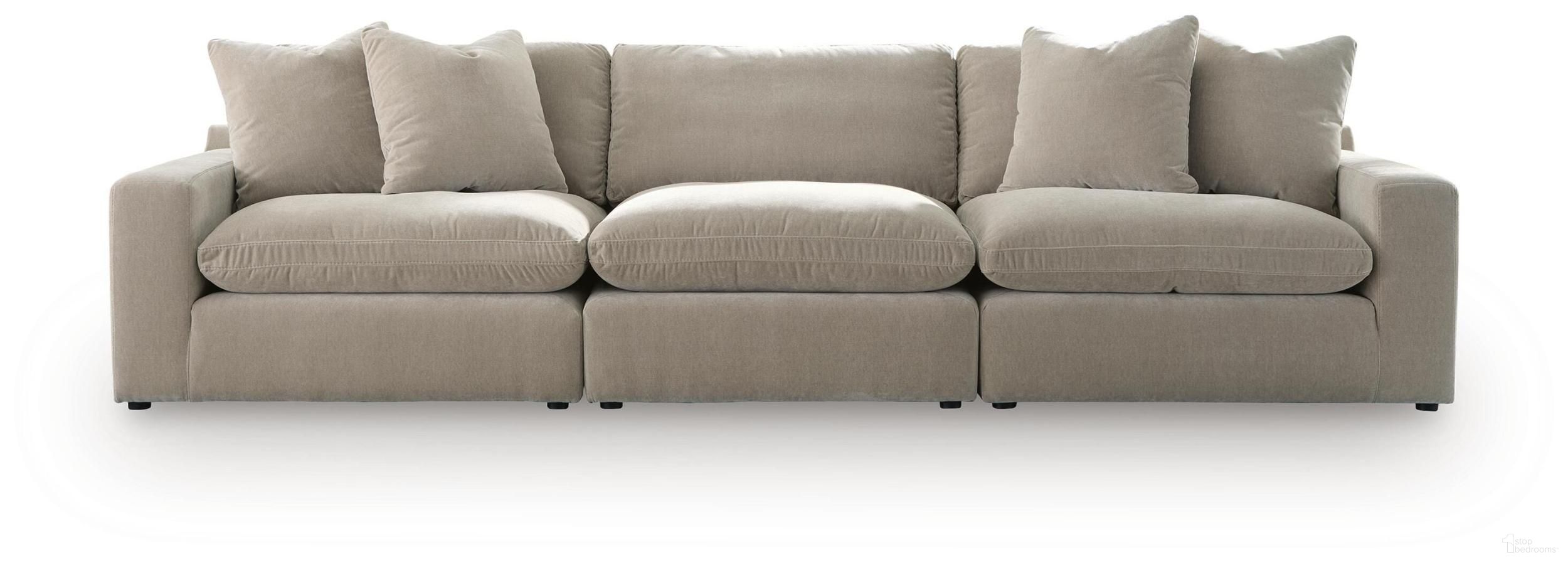 Maxton Heights 3-Piece Sectional Sofa In Pebble
