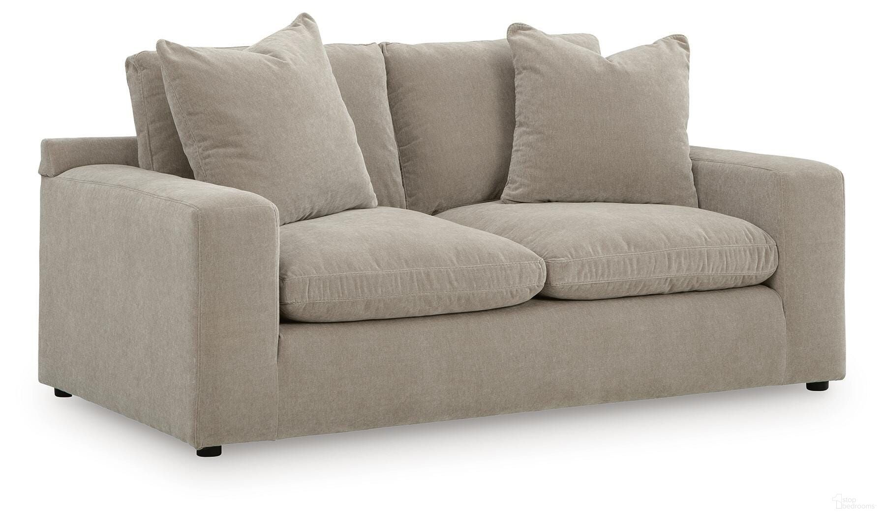 Maxton Heights Loveseat In Pebble