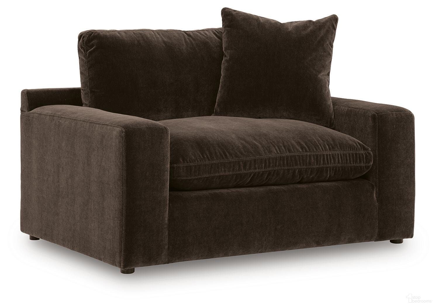 Maxton Heights Oversized Chair In Bittersweet