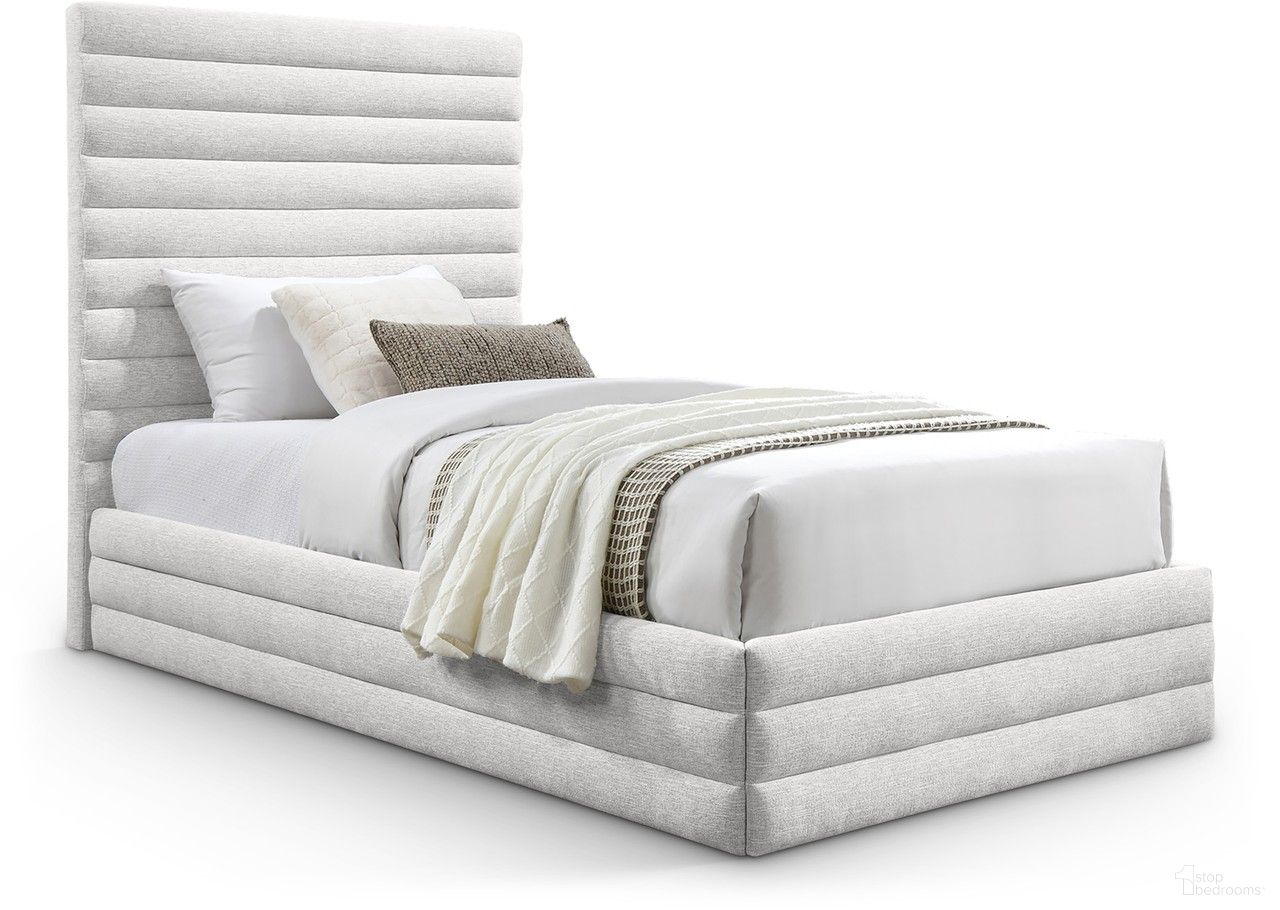 Maxwell Linen Textured Fabric Twin Bed In Cream