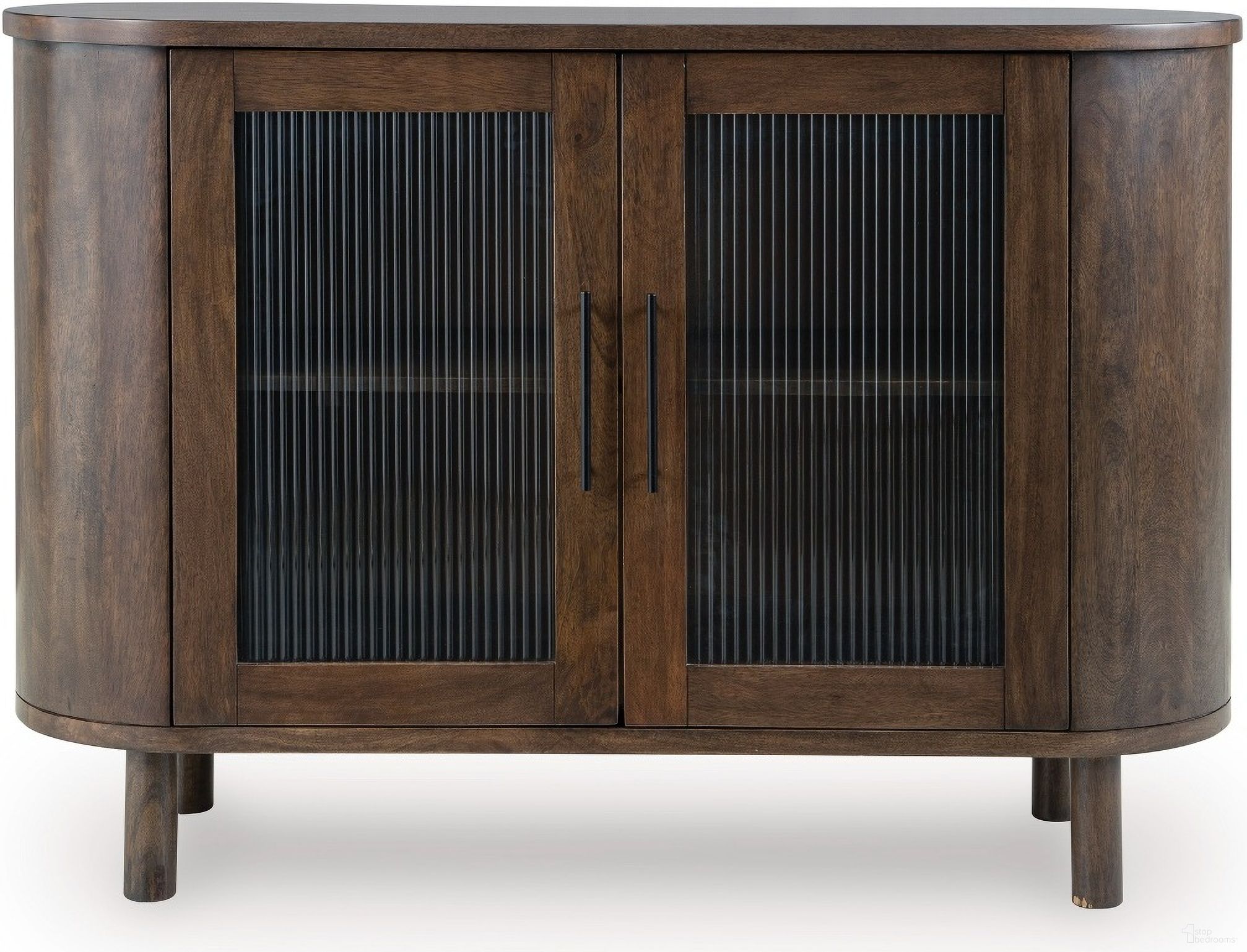 The appearance of Mayridge Accent Cabinet In Medium Brown designed by Signature Design by Ashley in the transitional interior design. This medium brown piece of furniture  was selected by 1StopBedrooms from Mayridge Collection to add a touch of cosiness and style into your home. Sku: A4000694.