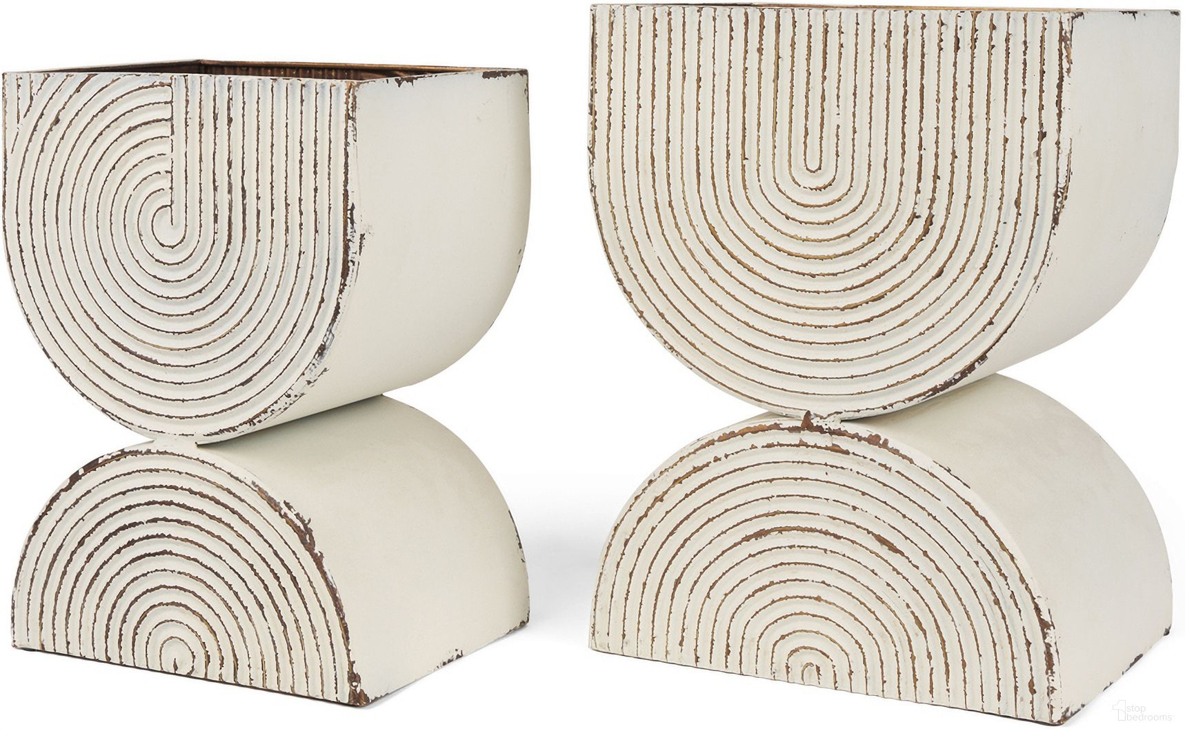 The appearance of Medina Gold Antiquing Metal Tall Planters Set of 2 In Off White designed by Mercana in the transitional interior design. This off white piece of furniture was selected by 1StopBedrooms from Medina Collection to add a touch of cosiness and style into your home. Sku: 70551. Material: Metal.