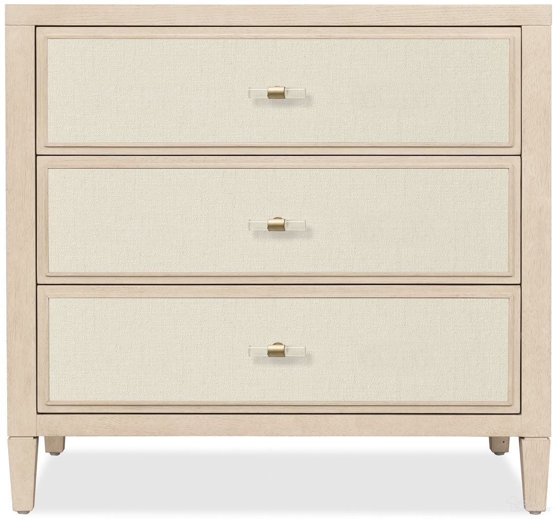 The appearance of Melange Be My Guest Nightstand In Beige and Oak designed by Hooker in the transitional interior design. This beige/oak piece of furniture was selected by 1StopBedrooms from Melange Collection to add a touch of cosiness and style into your home. Sku: 628-90016-80. Material: Oak Veneer.