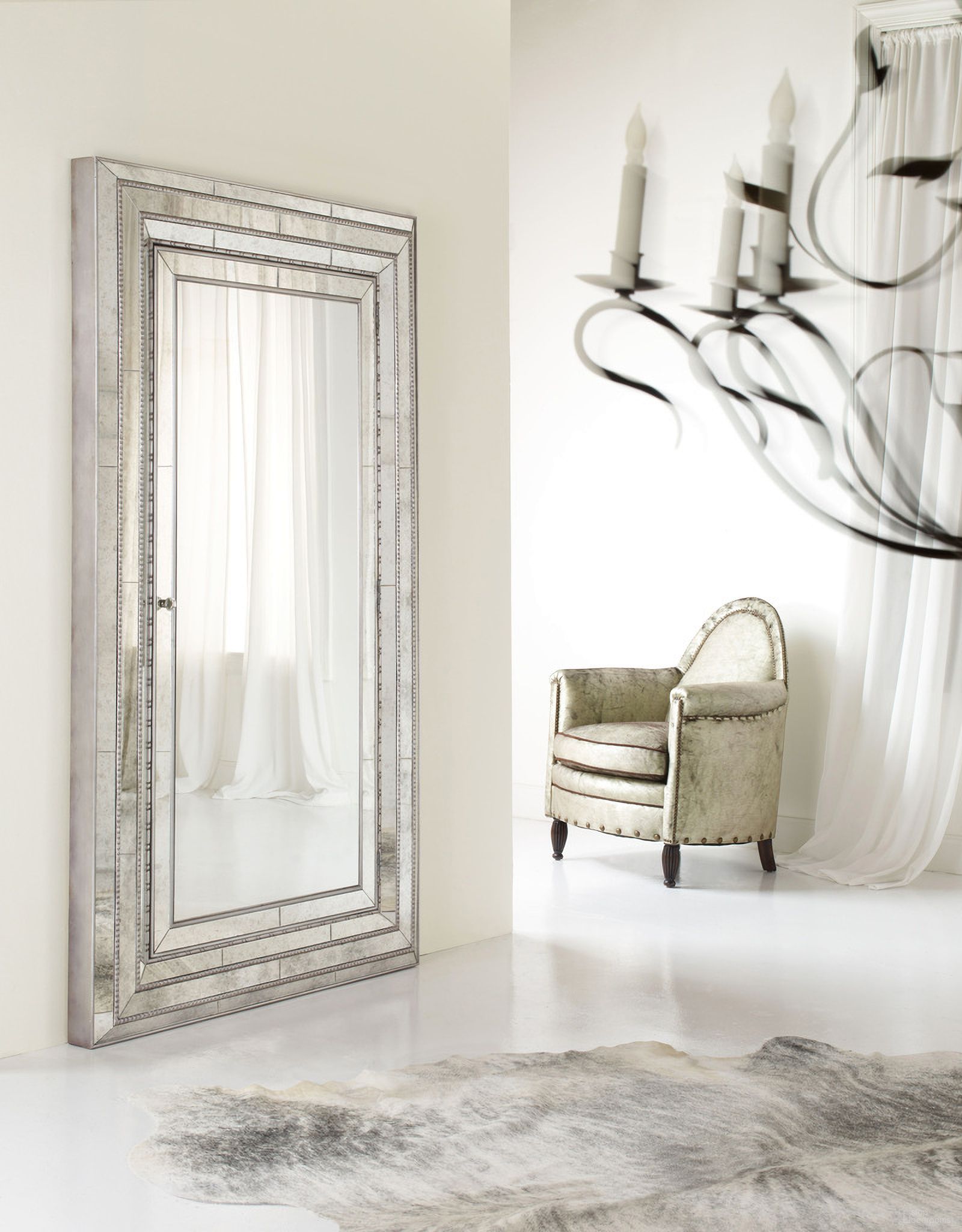 Melange Gold Glamour Floor Mirror with Jewelry Storage