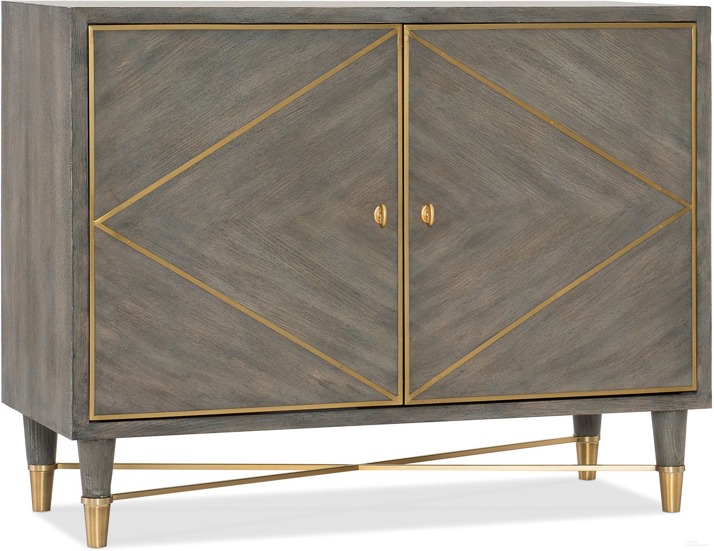 The appearance of Melange Gray Breck Chest designed by Hooker in the traditional interior design. This gray piece of furniture was selected by 1StopBedrooms from Melange Collection to add a touch of cosiness and style into your home. Sku: 638-85392-GRY. Material: Oak Veneer.