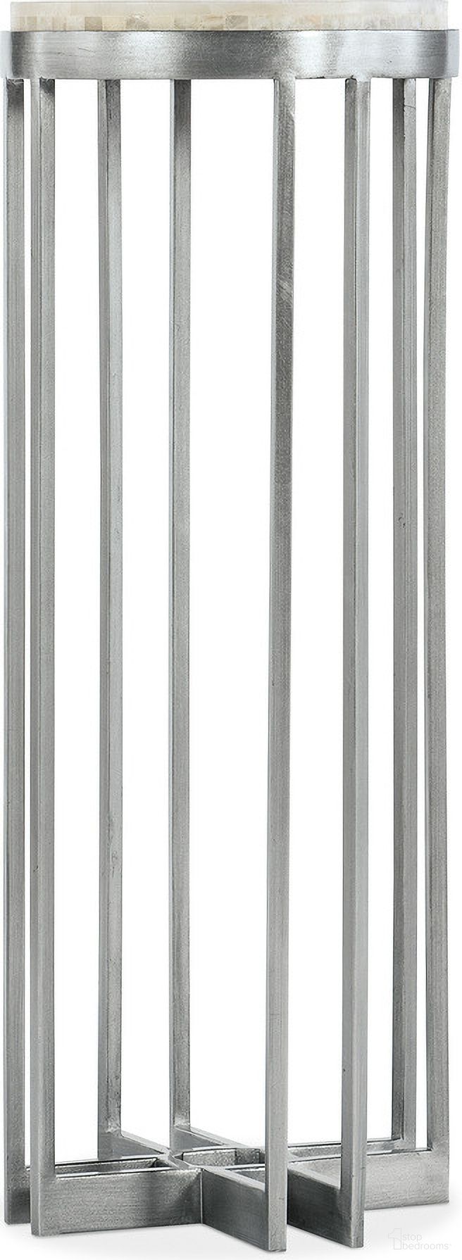 The appearance of Melange Marin 32 Inch Accent End Table designed by Hooker in the modern / contemporary interior design. This silver piece of furniture  was selected by 1StopBedrooms from Melange Collection to add a touch of cosiness and style into your home. Sku: 5934-50002-00. Material: Onyx.