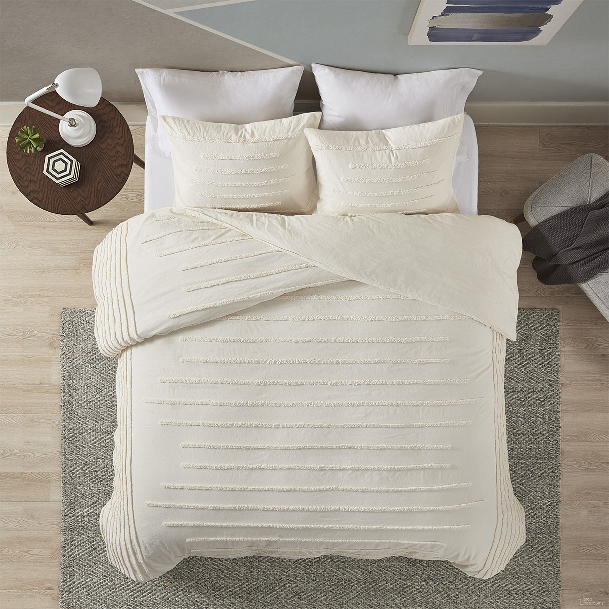 The appearance of Mercer Cotton 3 Piece Queen Comforter Set In Ivory designed by Olliix in the modern / contemporary interior design. This ivory piece of furniture was selected by 1StopBedrooms from Mercer Collection to add a touch of cosiness and style into your home. Sku: UH10-2317. Bed Size: Queen. Material: Cotton.