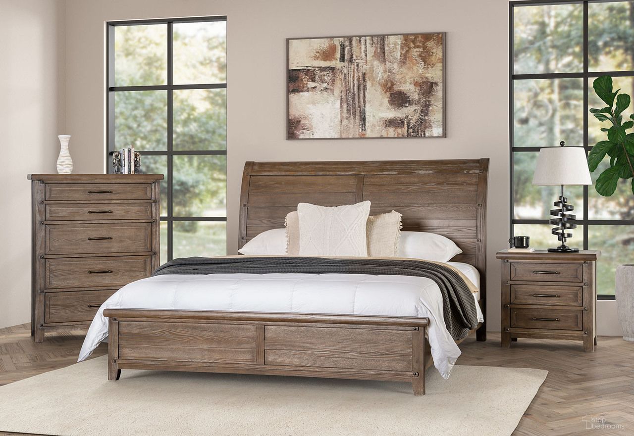 The appearance of Merthyr Queen Bed In Brown designed by Furniture of America in the transitional interior design. This brown piece of furniture  was selected by 1StopBedrooms from Merthyr Collection to add a touch of cosiness and style into your home. Sku: FM7431BR-Q-FB;FM7431BR-Q-HB;FM7431BR-R. Bed Size: Queen. Material: Solid Wood.