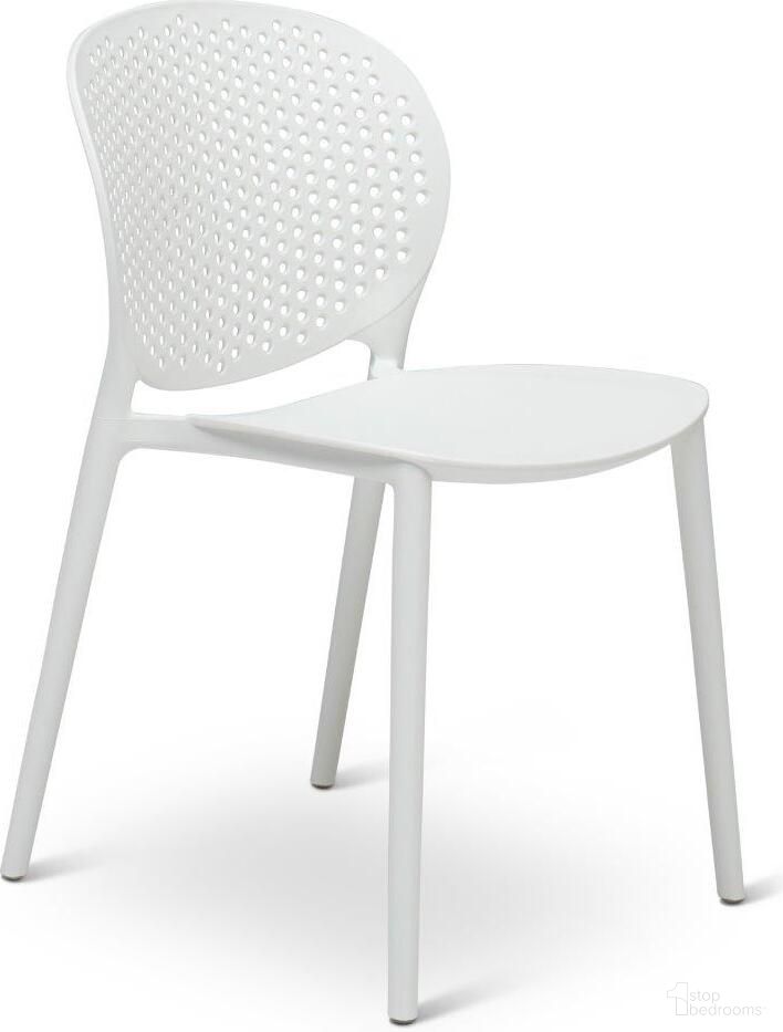 The appearance of Metro Bailey Side Chair Set Of 4 In White Seat designed by Urbia in the modern / contemporary interior design. This white piece of furniture  was selected by 1StopBedrooms from Metro Collection to add a touch of cosiness and style into your home. Sku: CDH-BLY-SC-WHT-4CT. Material: Polypropylene. Chair Type: Side Chair.