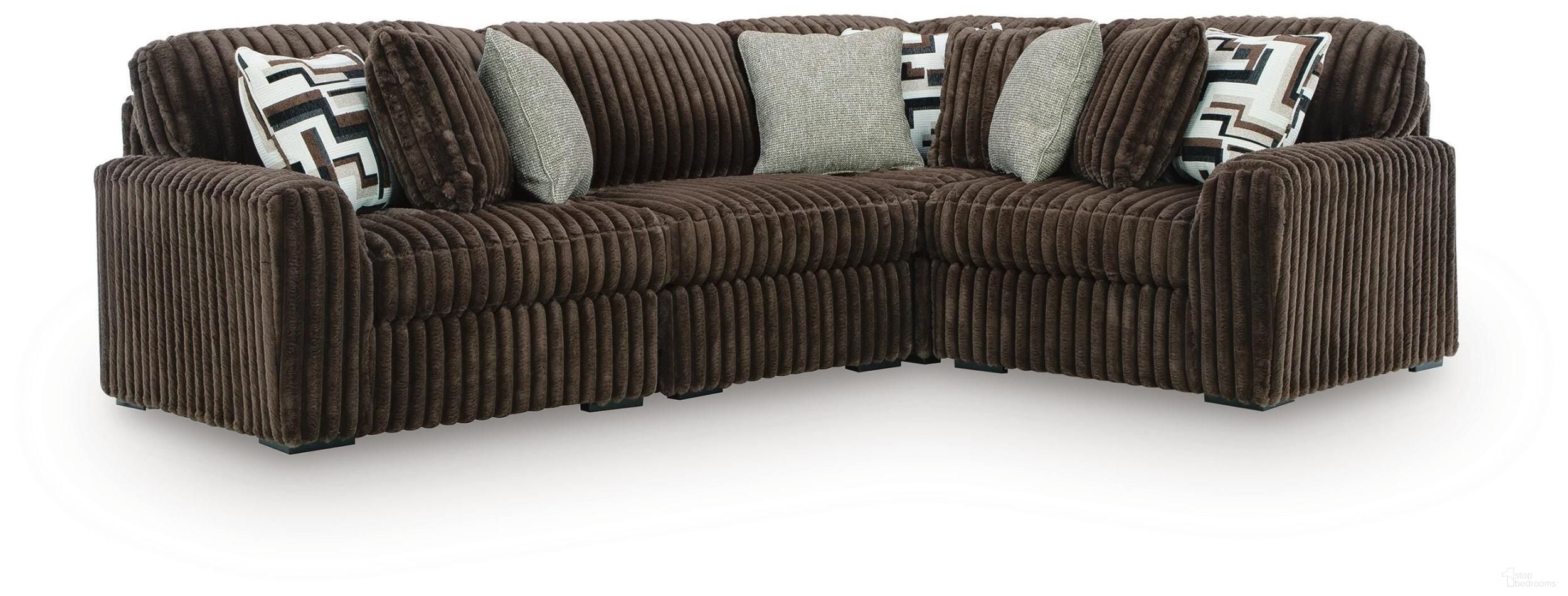 Midnight-Madness 4-Piece Sectional In Chocolate