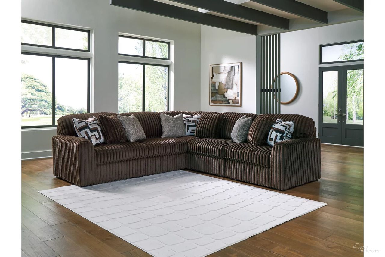 Midnight-Madness 5-Piece Sectional In Chocolate