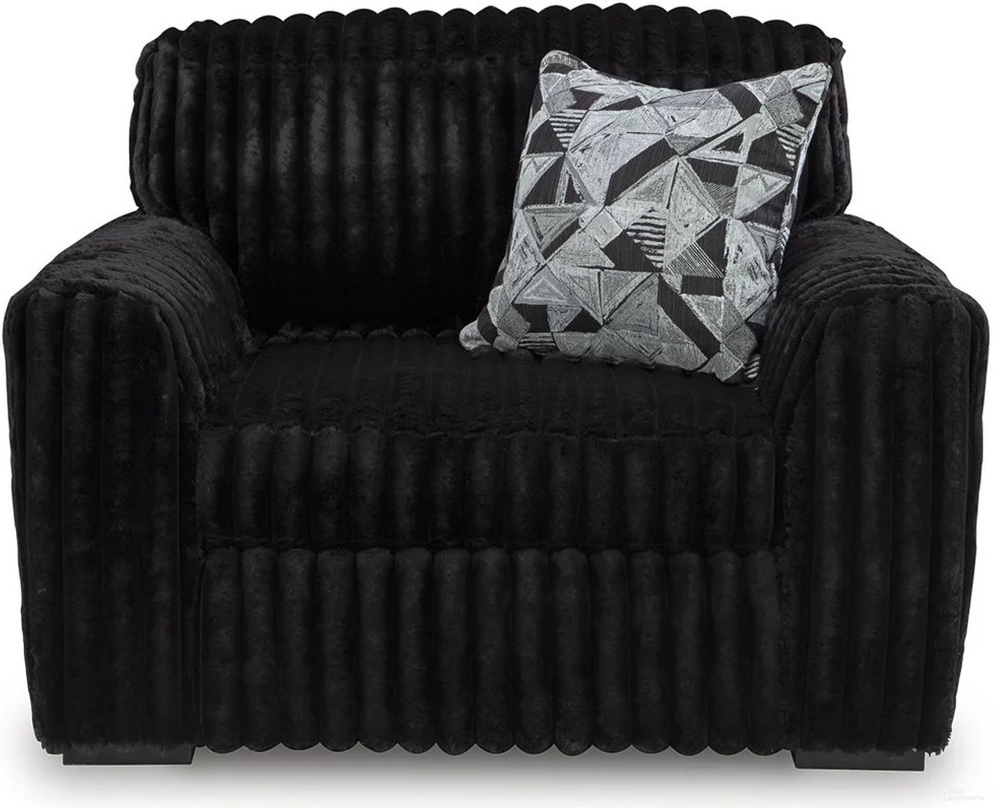 The appearance of Midnight-Madness Oversized Chair In Onyx designed by Signature Design by Ashley in the modern / contemporary interior design. This onyx piece of furniture  was selected by 1StopBedrooms from Midnight-Madness Collection to add a touch of cosiness and style into your home. Sku: 9810323. Material: Polyester.