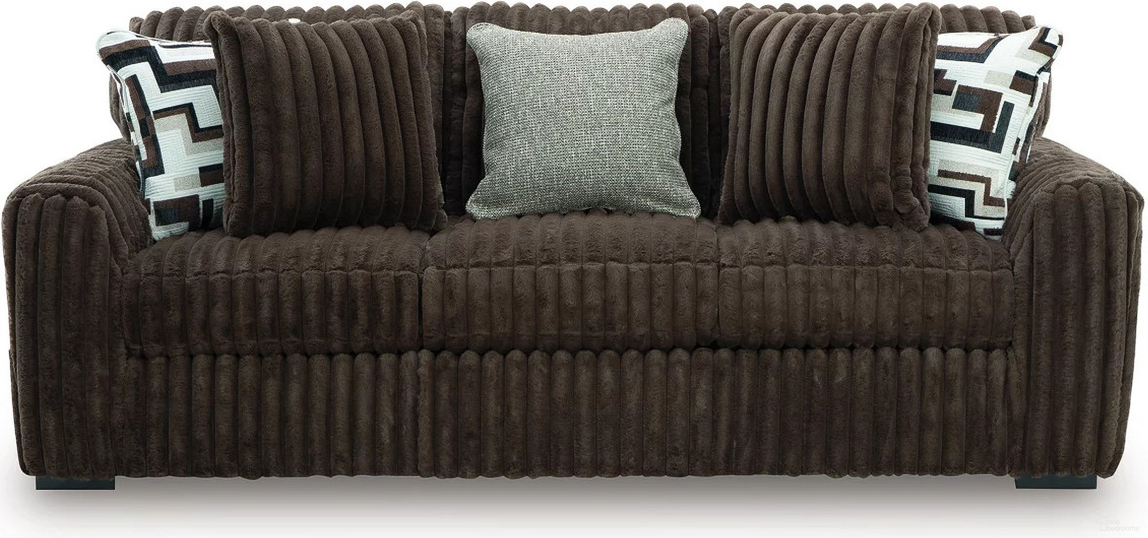The appearance of Midnight-Madness Sofa In Chocolate designed by Signature Design by Ashley in the modern / contemporary interior design. This chocolate piece of furniture  was selected by 1StopBedrooms from Midnight-Madness Collection to add a touch of cosiness and style into your home. Sku: 9810438. Material: Corduroy.