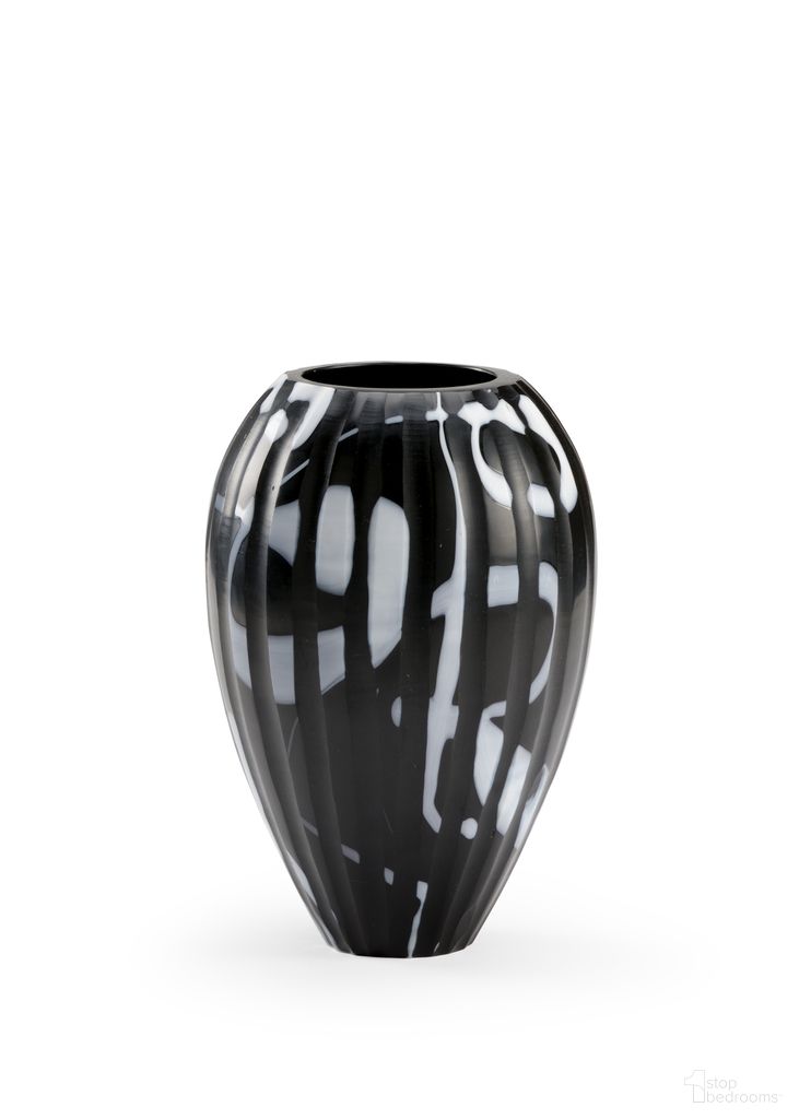 The appearance of Midnight Oil Vase Small In Black designed by Wildwood in the modern / contemporary interior design. This black piece of furniture was selected by 1StopBedrooms from Wildwood Collection to add a touch of cosiness and style into your home. Sku: 301964. Material: Glass.