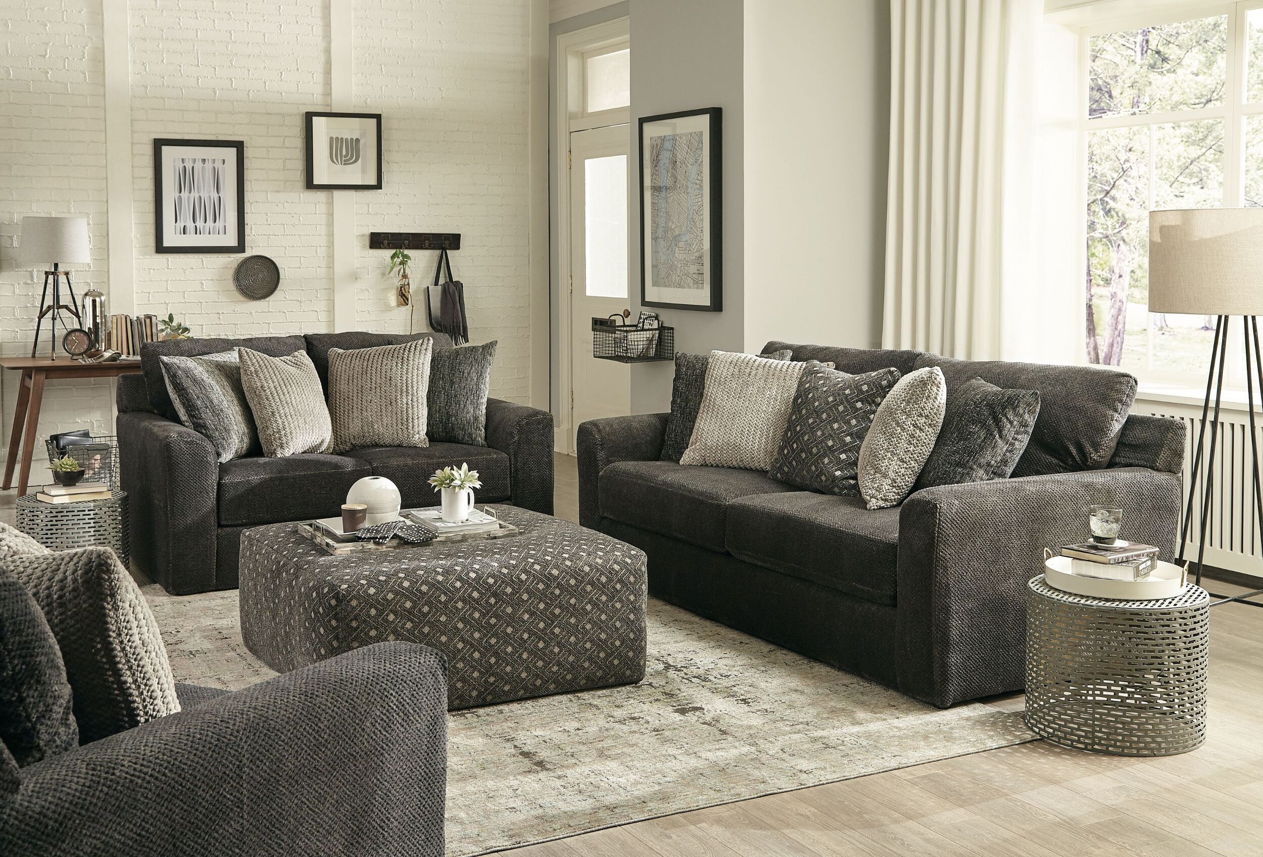 The appearance of Midwood Smoke 89 Inch Living Room Set designed by Jackson in the transitional interior design. This gray piece of furniture was selected by 1StopBedrooms from Midwood Collection to add a touch of cosiness and style into your home. Sku: 329103180658264228;329102180658264228. Material: Polyester.