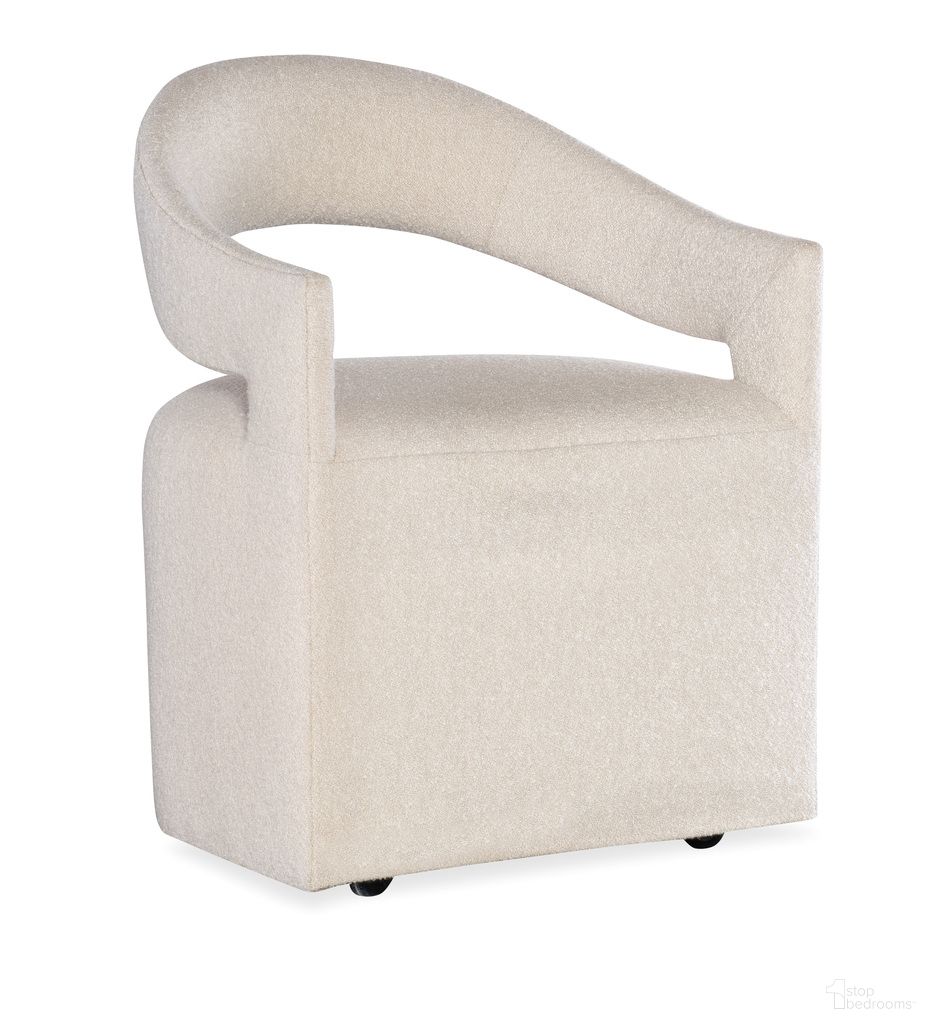 The appearance of Modern Mood Upholstered Arm Chair In Beige designed by Hooker in the modern / contemporary interior design. This beige piece of furniture was selected by 1StopBedrooms from Modern Mood Collection to add a touch of cosiness and style into your home. Sku: 6850-75500-05. Material: Fabric. Chair Type: Arm Chair.