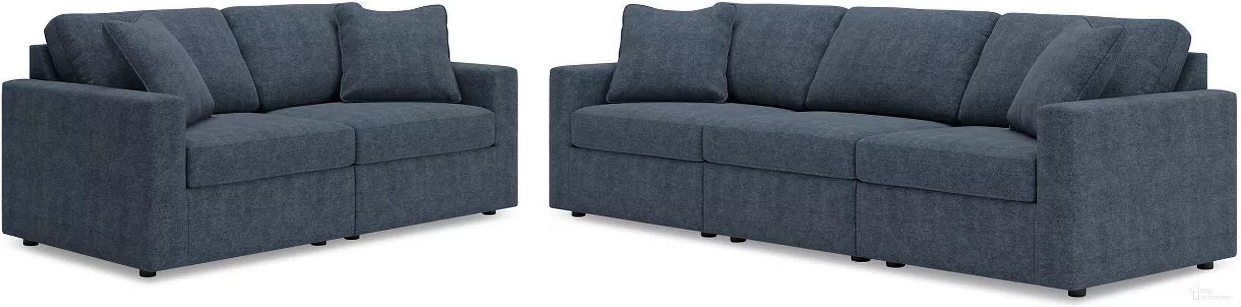 The appearance of Modmax 3-Piece Sectional Sofa and 2-Piece Sectional Loveseat In Ink designed by Signature Design by Ashley in the modern / contemporary interior design. This ink piece of furniture was selected by 1StopBedrooms from Modmax Collection to add a touch of cosiness and style into your home. Sku: 9212146;9212164;9212165;9212164;9212165. Material: Polyester.