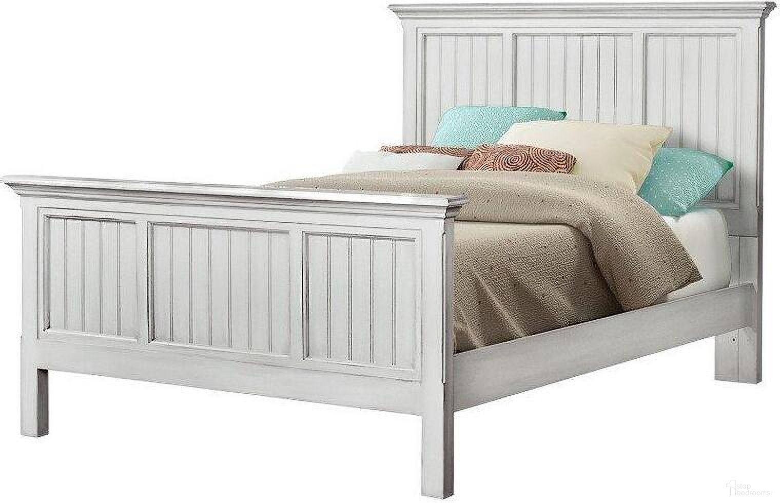 The appearance of Monaco Queen Bed In White designed by Sea Winds Trading in the transitional interior design. This white piece of furniture was selected by 1StopBedrooms from Monaco Collection to add a touch of cosiness and style into your home. Sku: B818QBED-BLANC. Bed Type: Panel Bed. Material: Wood. Bed Size: Queen.