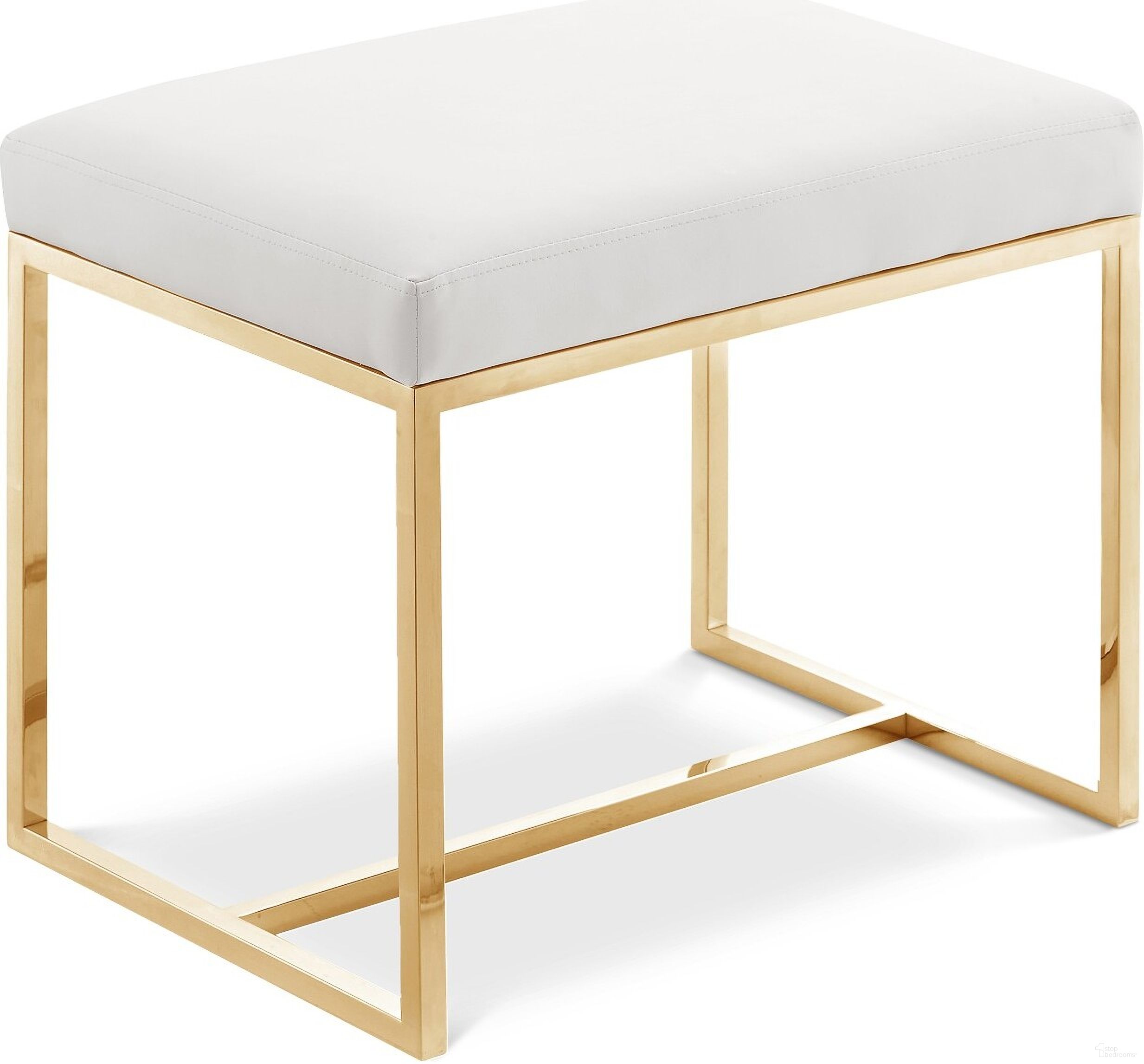 The appearance of Monroe Ottoman/Stool In Gold and White designed by Meridian in the modern / contemporary interior design. This white and gold piece of furniture was selected by 1StopBedrooms from Monroe Collection to add a touch of cosiness and style into your home. Sku: 461White-C. Material: Leather.