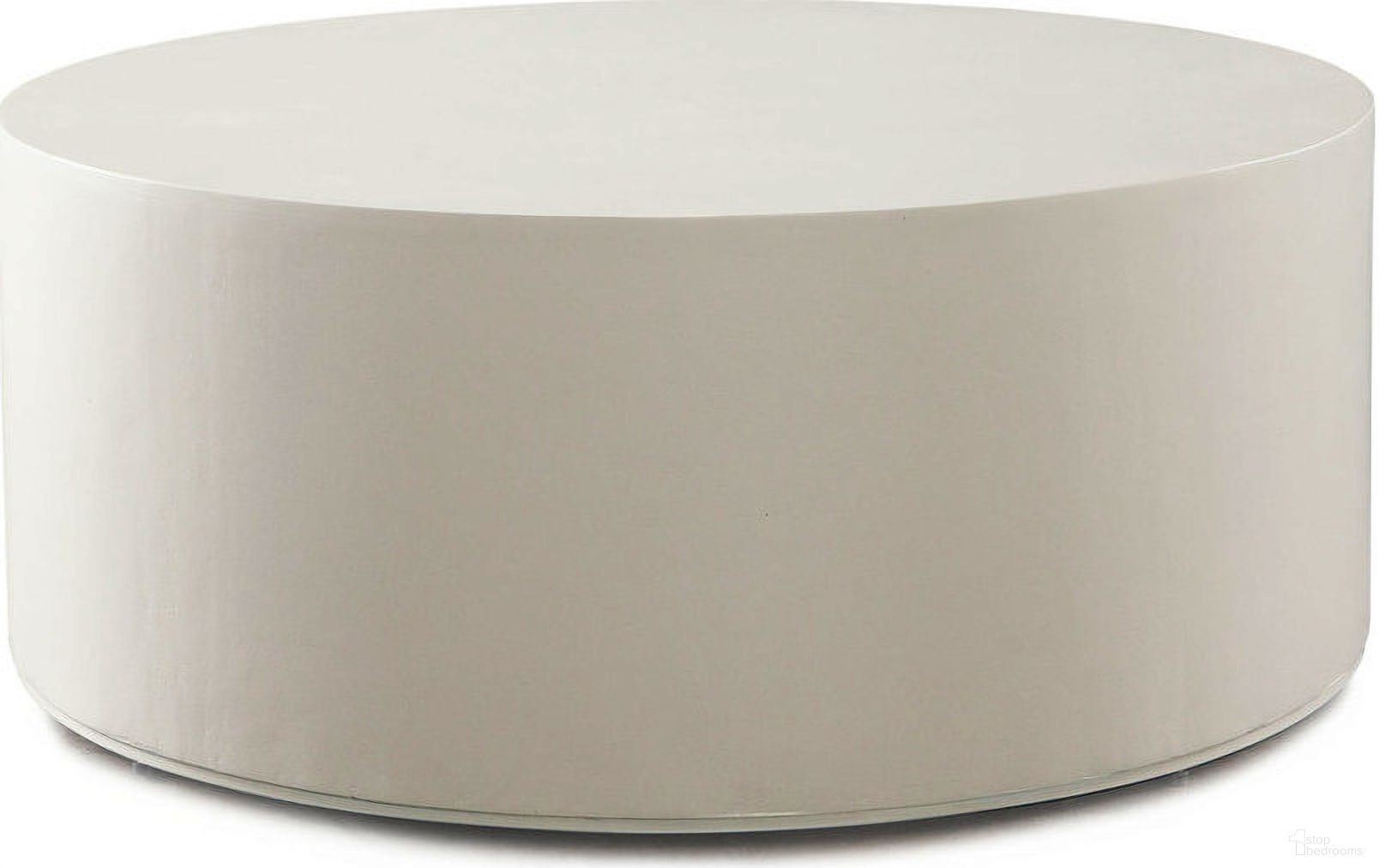 The appearance of Montage Round Cocktail Table In Ivory Faux Cement Finish designed by Diamond Sofa in the modern / contemporary interior design. This ivory piece of furniture was selected by 1StopBedrooms from Montage Collection to add a touch of cosiness and style into your home. Sku: MONTAGERCTIV. Material: Wood.