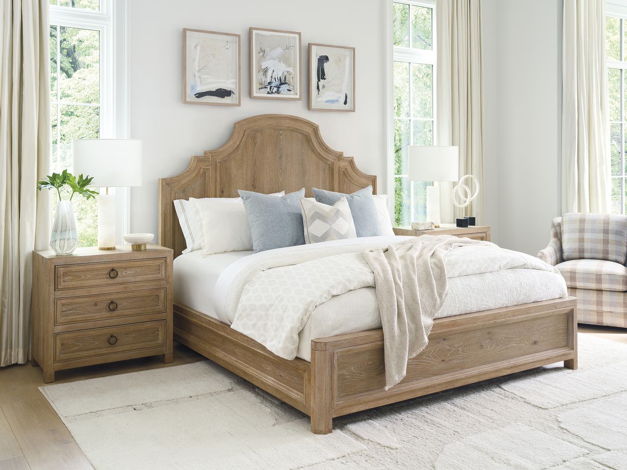 The appearance of Montecito Valley Club Bedroom Set In Natural designed by Barclay Butera in the traditional interior design. This natural piece of furniture was selected by 1StopBedrooms from Montecito Collection to add a touch of cosiness and style into your home. Sku: 940-133C;940-621. Material: Wood. Bed Size: California King.