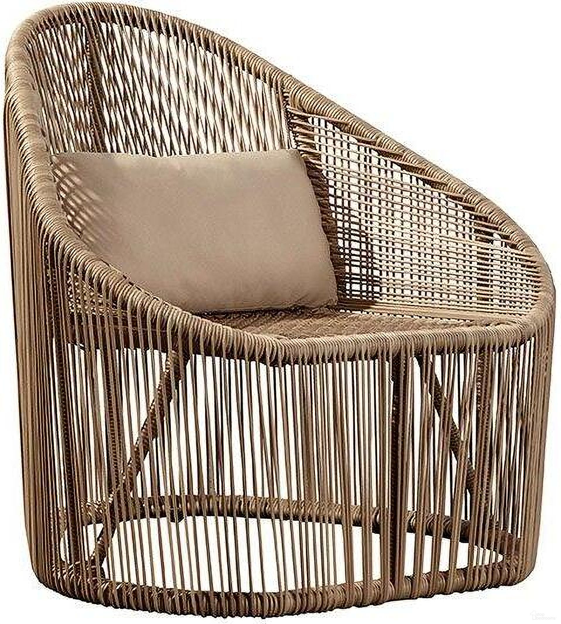 The appearance of Montego Lounge Chair designed by Furniture Classics in the transitional interior design. This piece of furniture was selected by 1StopBedrooms from Montego Collection to add a touch of cosiness and style into your home. Sku: 18-06. Material: Aluminium.