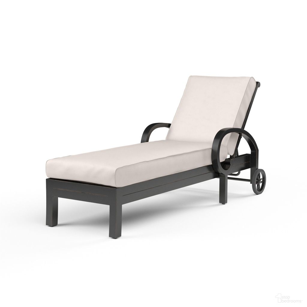 The appearance of Monterey Chaise Lounge in Canvas Natural designed by Sunset West in the traditional interior design. This canvas natural piece of furniture was selected by 1StopBedrooms from Monterey Collection to add a touch of cosiness and style into your home. Sku: SW3001-9-5404. Material: Aluminum.