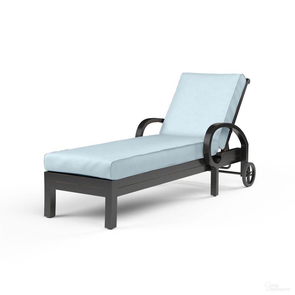 The appearance of Monterey Chaise Lounge in Canvas Skyline designed by Sunset West in the traditional interior design. This canvas skyline piece of furniture  was selected by 1StopBedrooms from Monterey Collection to add a touch of cosiness and style into your home. Sku: SW3001-9-14091. Material: Aluminum.