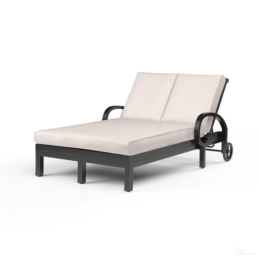 The appearance of Monterey Double Chaise in Canvas Natural designed by Sunset West in the traditional interior design. This canvas natural piece of furniture was selected by 1StopBedrooms from Monterey Collection to add a touch of cosiness and style into your home. Sku: SW3001-99-5404. Material: Aluminum.