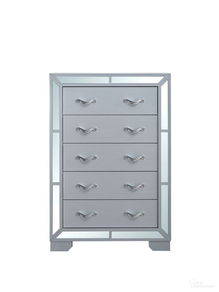 The appearance of Murry 5-Drawer Chest in Silver designed by Glory in the modern / contemporary interior design. This silver piece of furniture was selected by 1StopBedrooms from Murry Collection to add a touch of cosiness and style into your home. Sku: G004800-CH. Material: Wood.