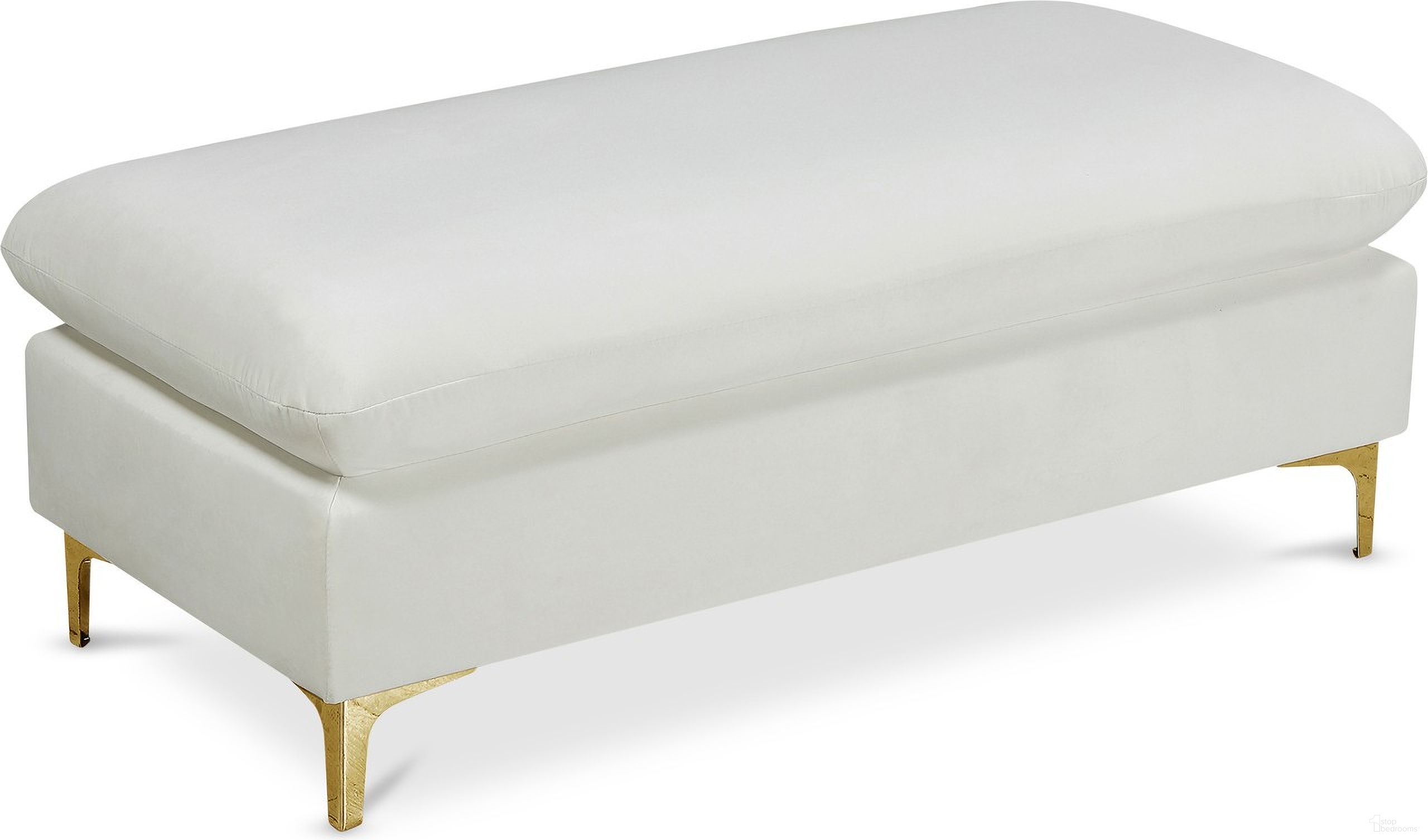 The appearance of Naomi Velvet Ottoman In Cream designed by Meridian in the modern / contemporary interior design. This cream velvet piece of furniture was selected by 1StopBedrooms from Naomi Collection to add a touch of cosiness and style into your home. Sku: 636Cream-Ott. Material: Velvet.