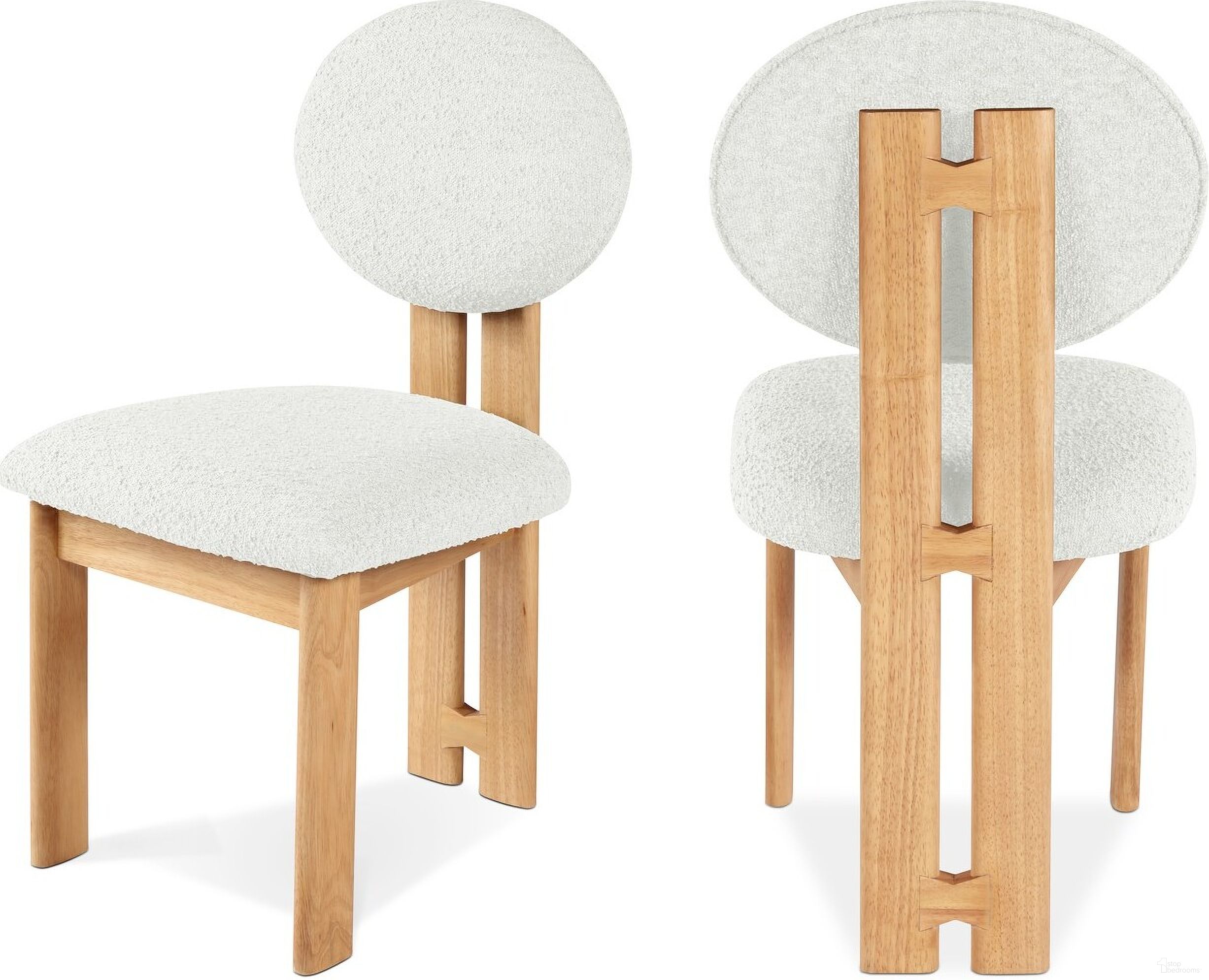 The appearance of Napa Dining Chair Set of 2 In Cream designed by Meridian in the modern / contemporary interior design. This cream piece of furniture  was selected by 1StopBedrooms from Napa Collection to add a touch of cosiness and style into your home. Sku: 503Cream-C. Material: Rubberwood. Chair Type: Side Chair.