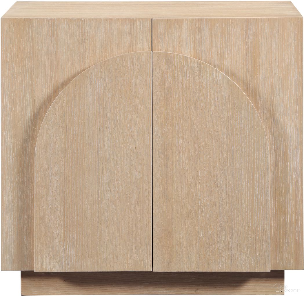 The appearance of Navona Buffet In Natural and Natural designed by Meridian in the modern / contemporary interior design. This natural and natural piece of furniture  was selected by 1StopBedrooms from Navona Collection to add a touch of cosiness and style into your home. Sku: 77001Natural-T. Material: Oak Veneer.