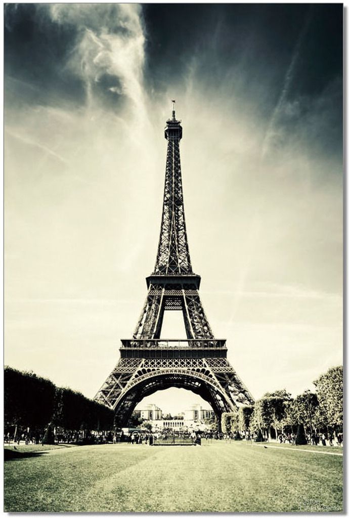 The appearance of Navy Blue and White Eiffel Tower Wall Art designed by J&M in the modern / contemporary interior design. This blue piece of furniture was selected by 1StopBedrooms from Acrylic Wall Art Collection to add a touch of cosiness and style into your home. Sku: 18172. Material: Canvas.