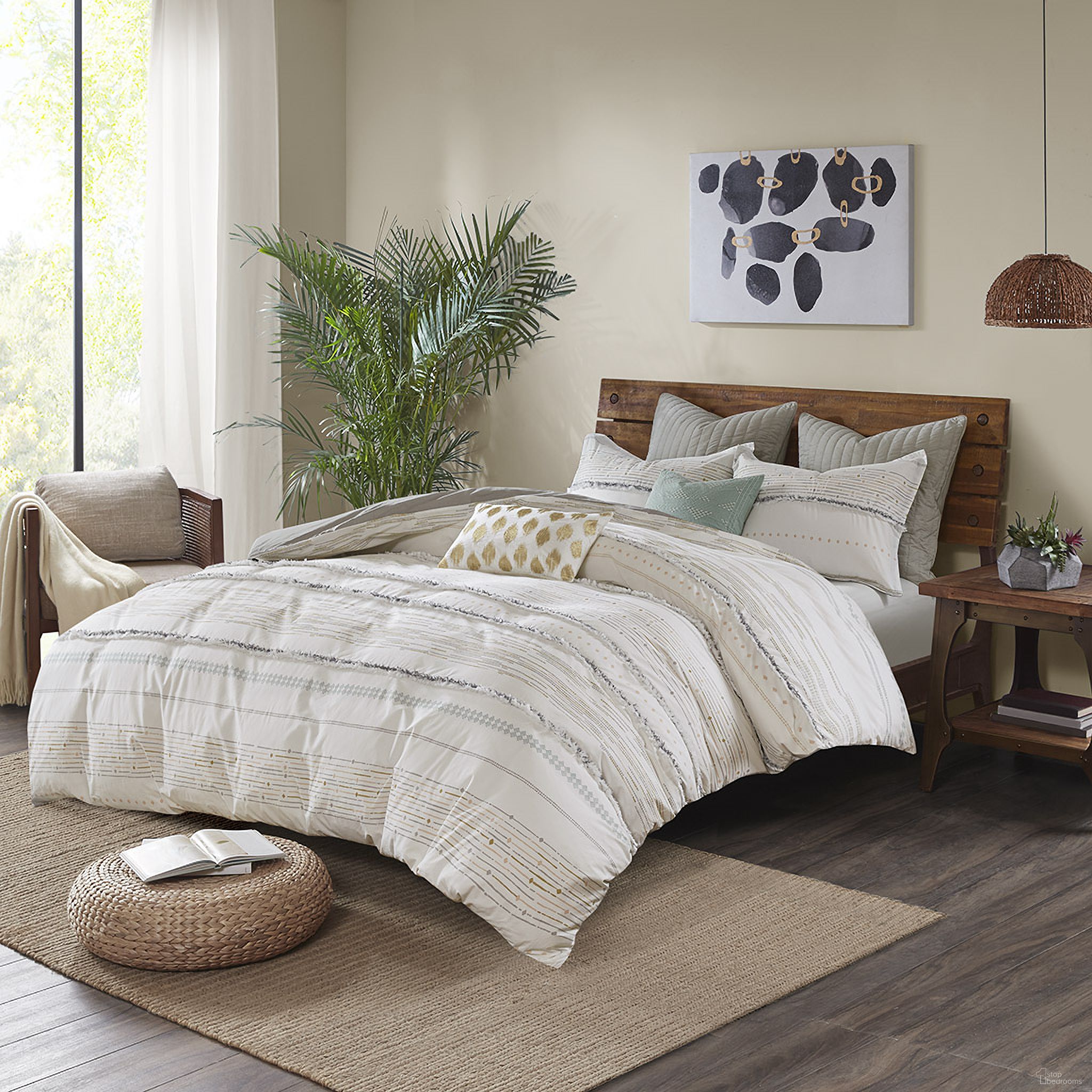 The appearance of Nea Cotton Printed 3 Piece King Comforter Set With Trims In Off White/Gray designed by Olliix in the modern / contemporary interior design. This off white/gray piece of furniture was selected by 1StopBedrooms from Nea Collection to add a touch of cosiness and style into your home. Sku: II10-1057. Material: Polyester. Bed Size: King.