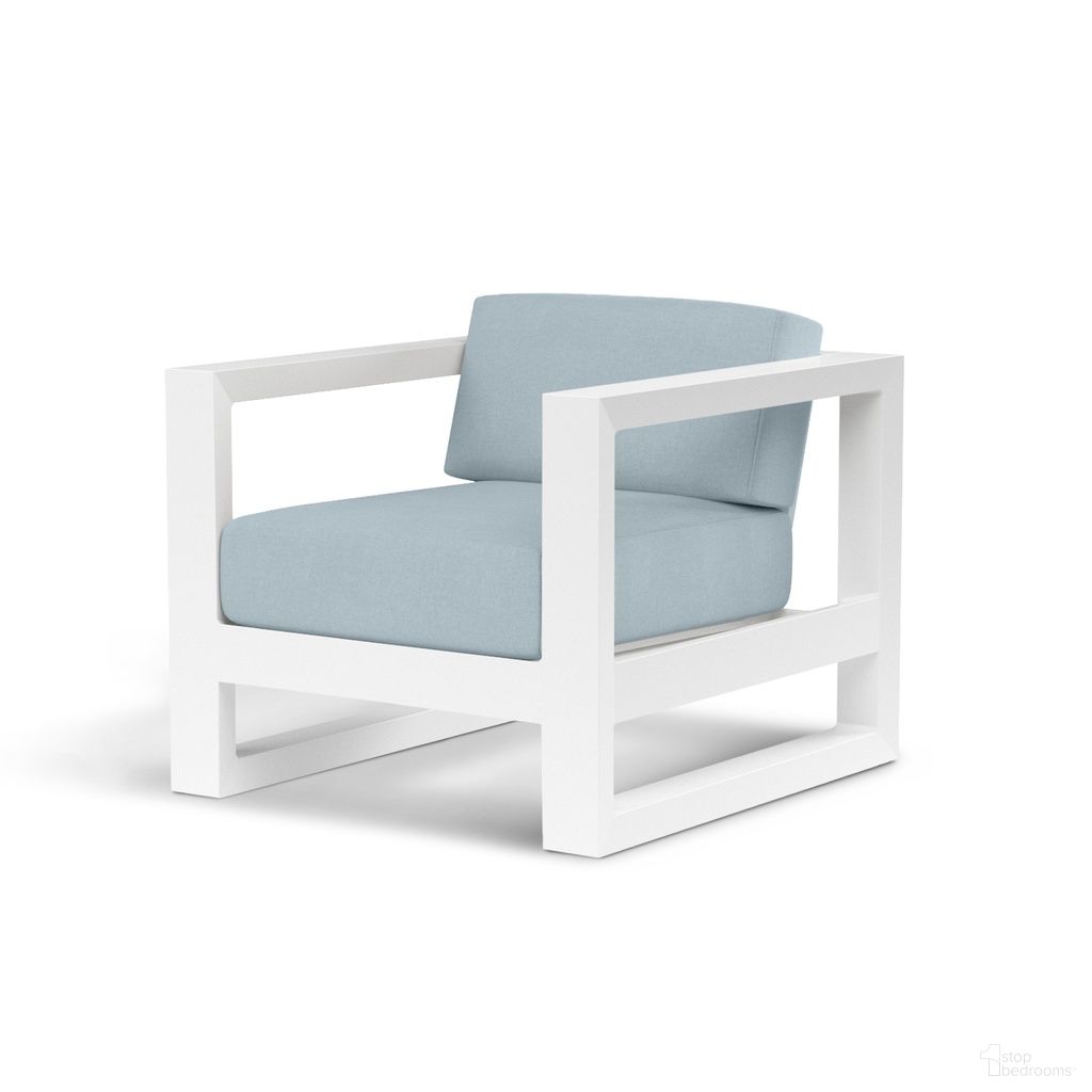 The appearance of Newport Club Chair in Canvas Skyline designed by Sunset West in the modern / contemporary interior design. This canvas skyline piece of furniture was selected by 1StopBedrooms from Newport Collection to add a touch of cosiness and style into your home. Sku: SW4801-21-14091. Material: Aluminum.
