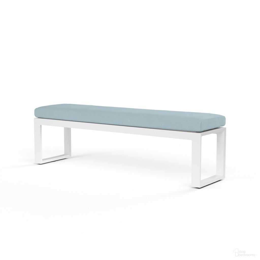 The appearance of Newport Dining Bench in Canvas Skyline designed by Sunset West in the modern / contemporary interior design. This canvas skyline piece of furniture was selected by 1StopBedrooms from Newport Collection to add a touch of cosiness and style into your home. Sku: SW4801-BNCH-14091. Material: Aluminum.